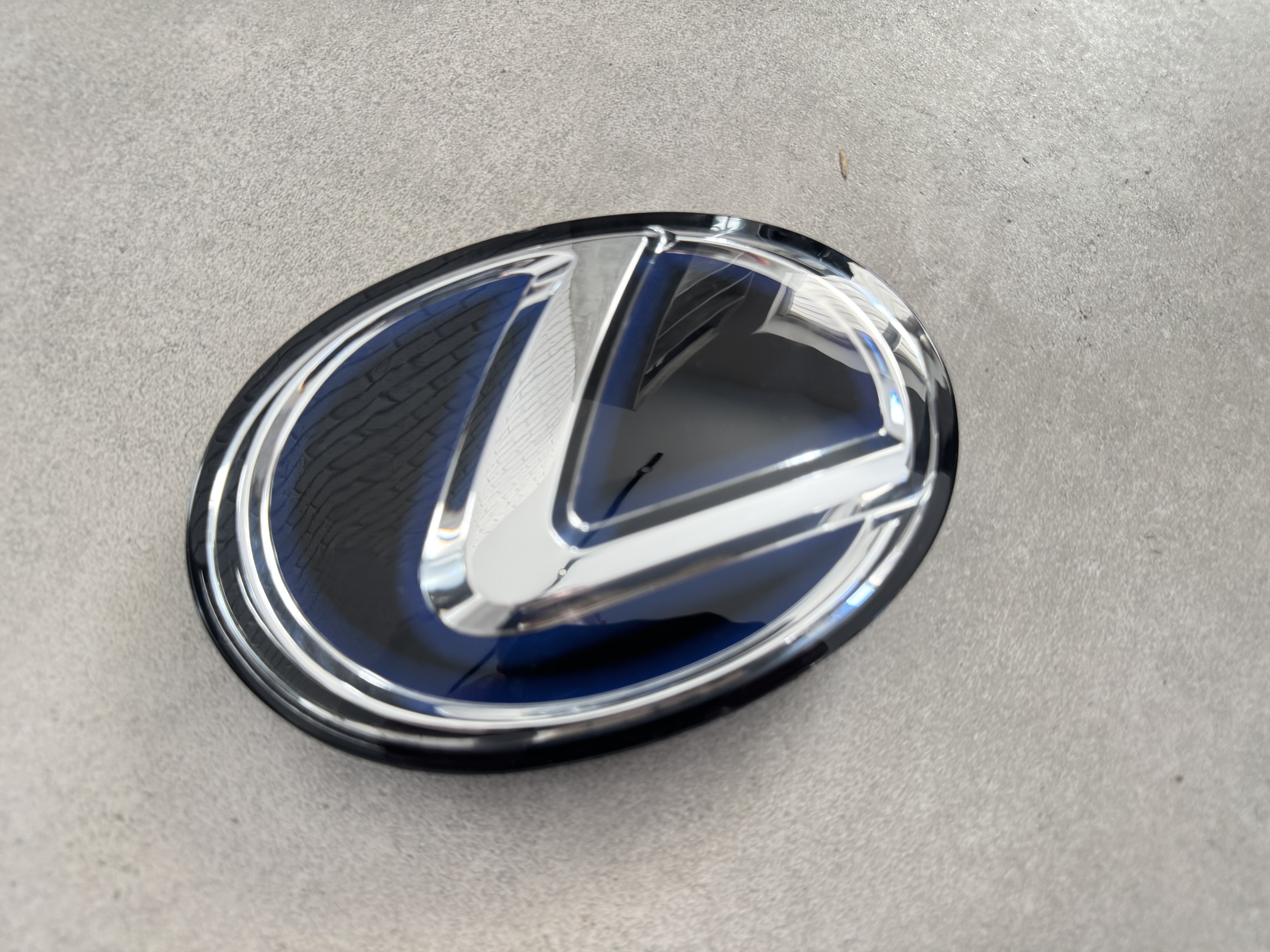 Емблема під склом синя гібрид Lexus CT NX ES IS RX 163ММ 3