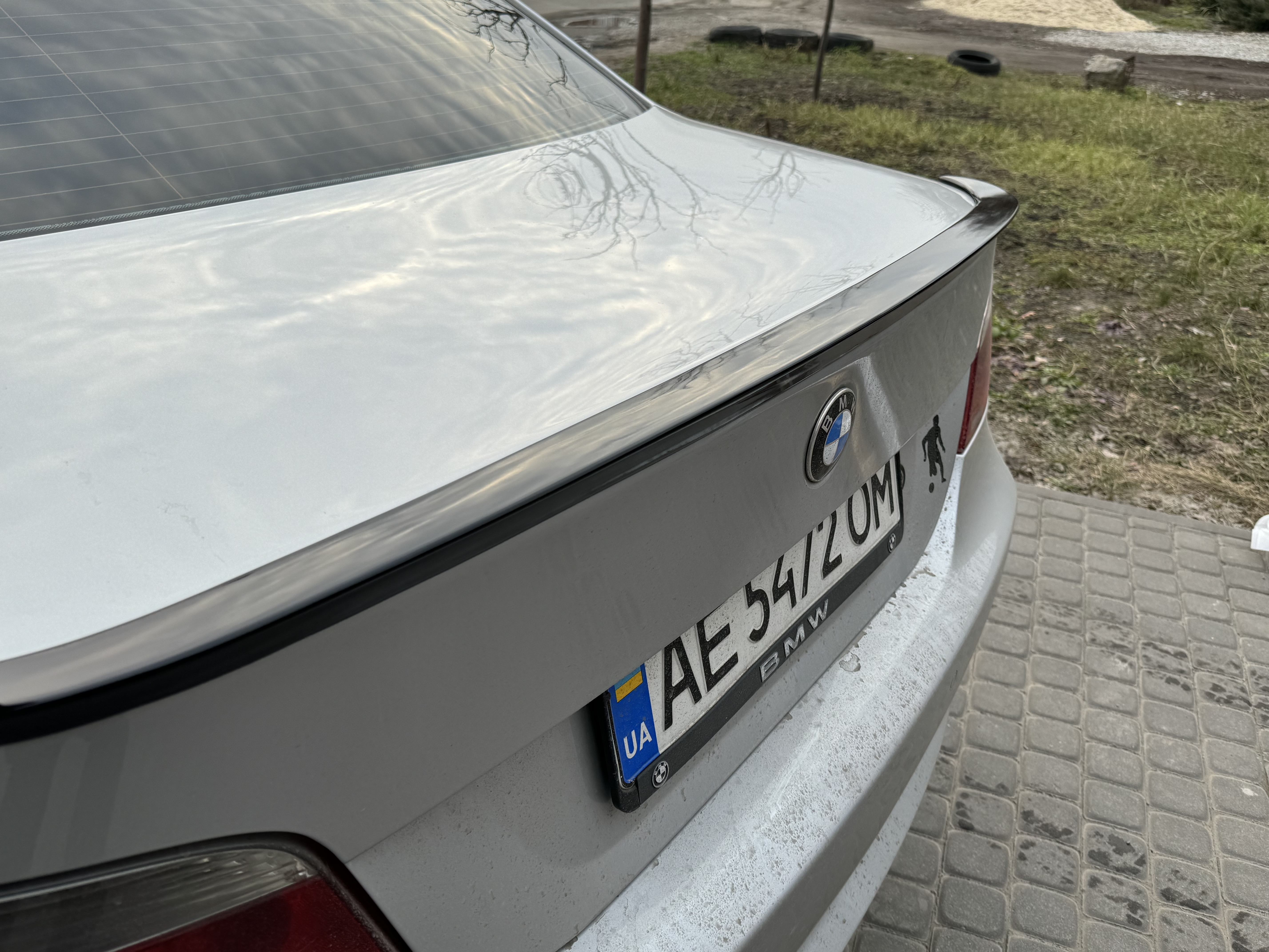 Спойлер лип багажника BMW series 5 E60 2004-2009 ABS пластик, колір чорний глянець 3