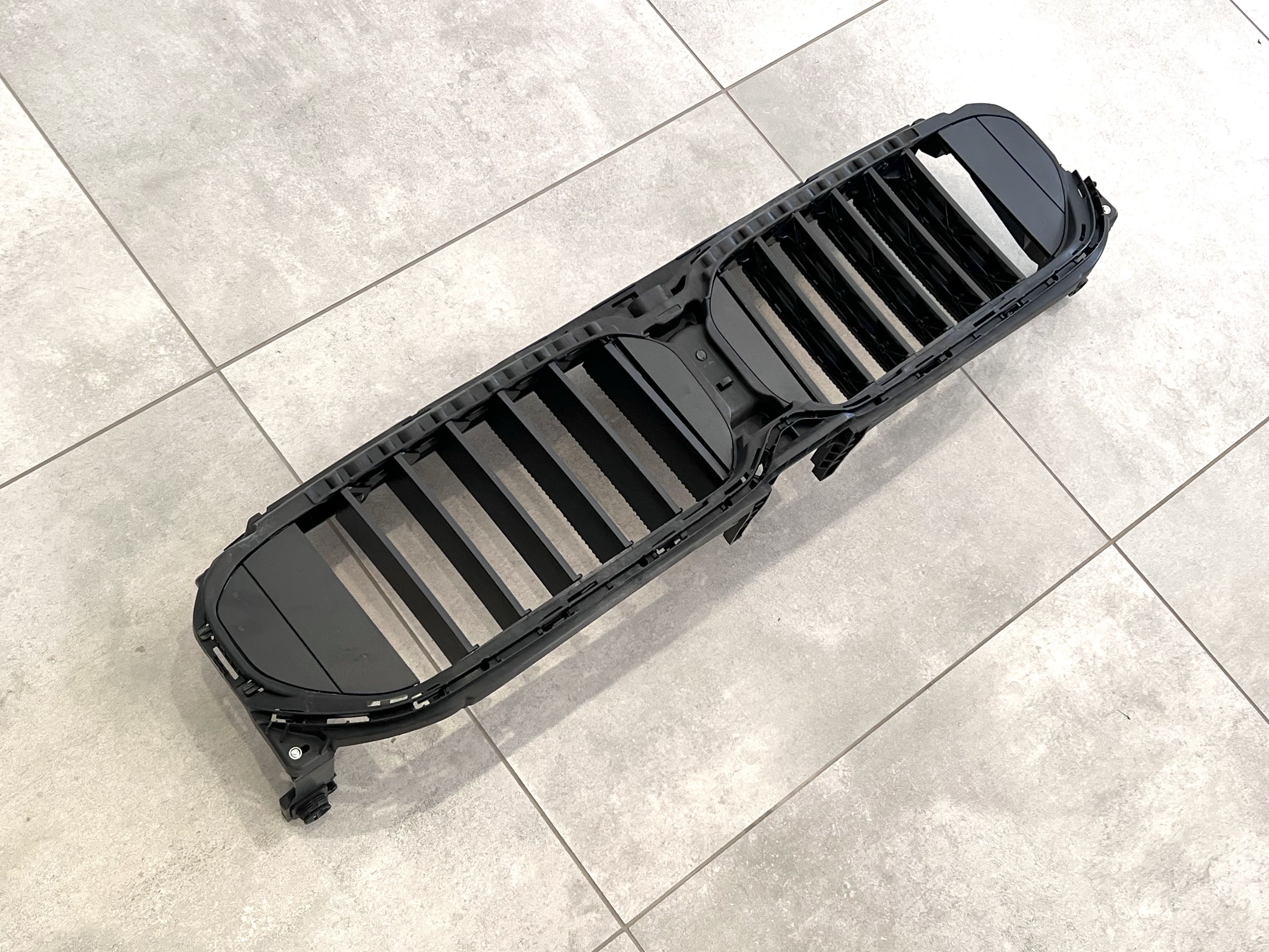 Жалюзі BMW 5 Series G30 / G31 LCI 2020+ (без двигуна) 51119498612 4