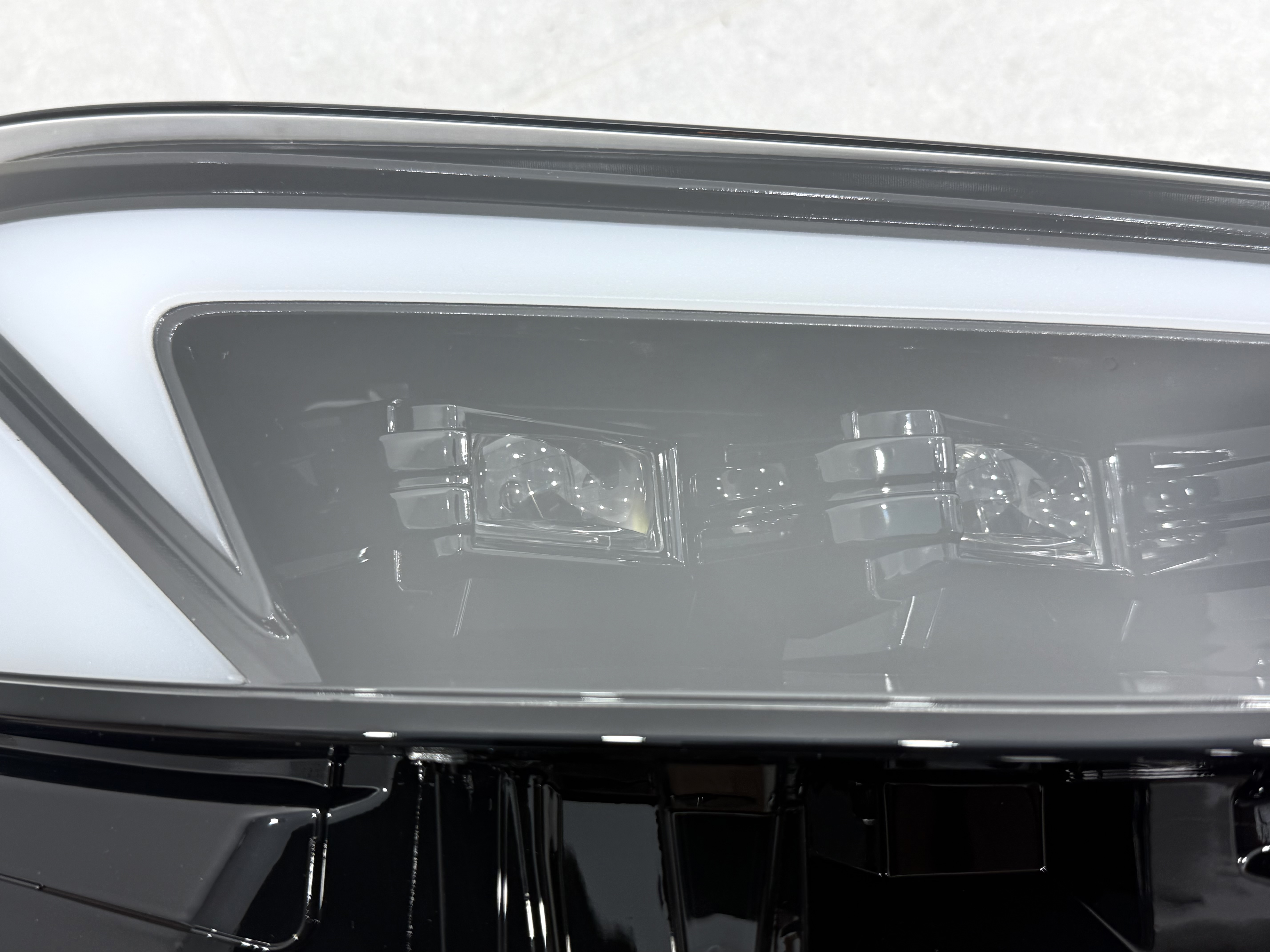 Full Led фари 3 лінзи стиль 2025+ Lexus ES 2018+ комплект 2шт. 5