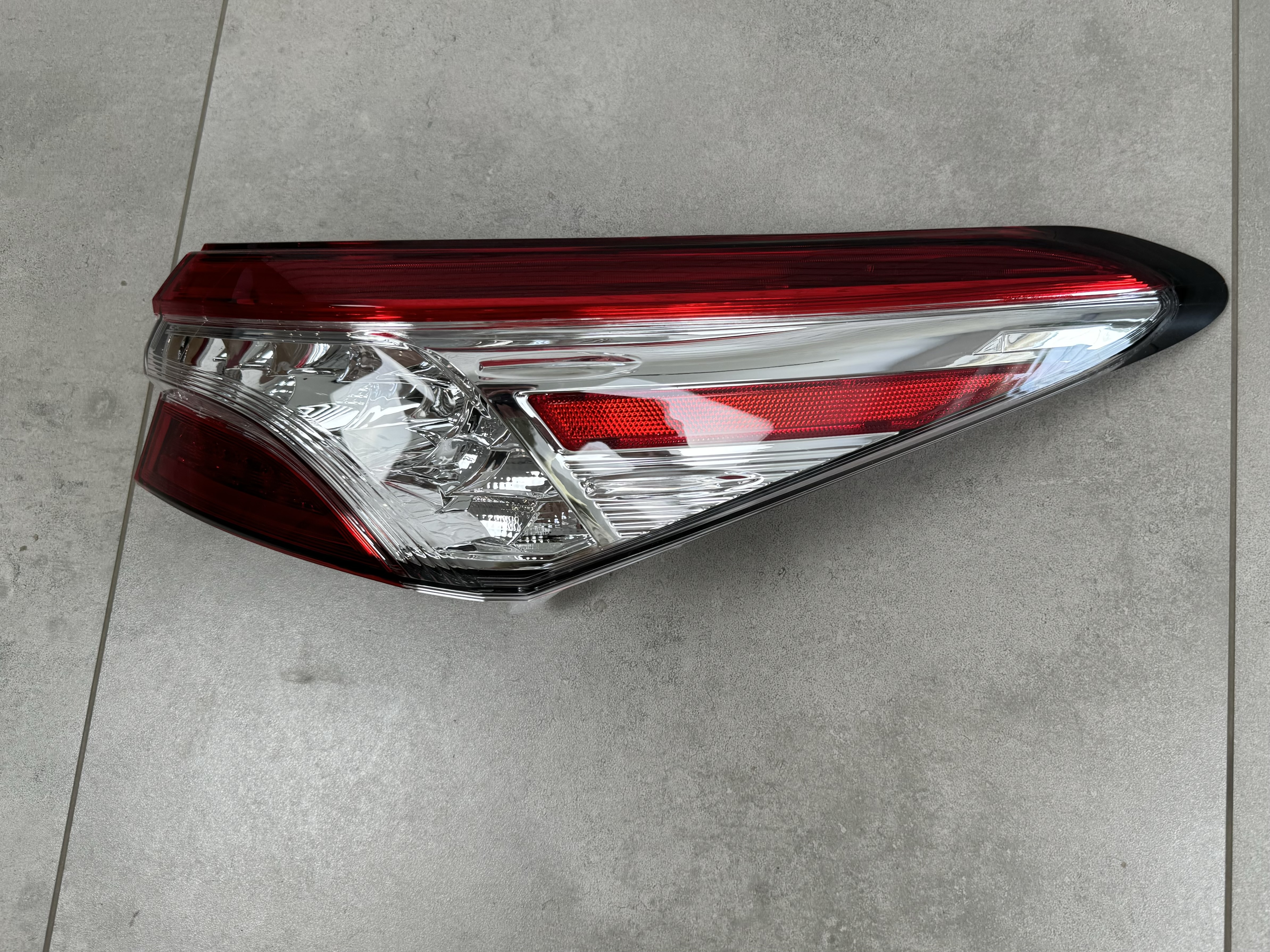 Задній ліхтар зовнішній правий FULL LED Toyota Camry 70 USA XLE XSE 2017-2020 1шт. 5
