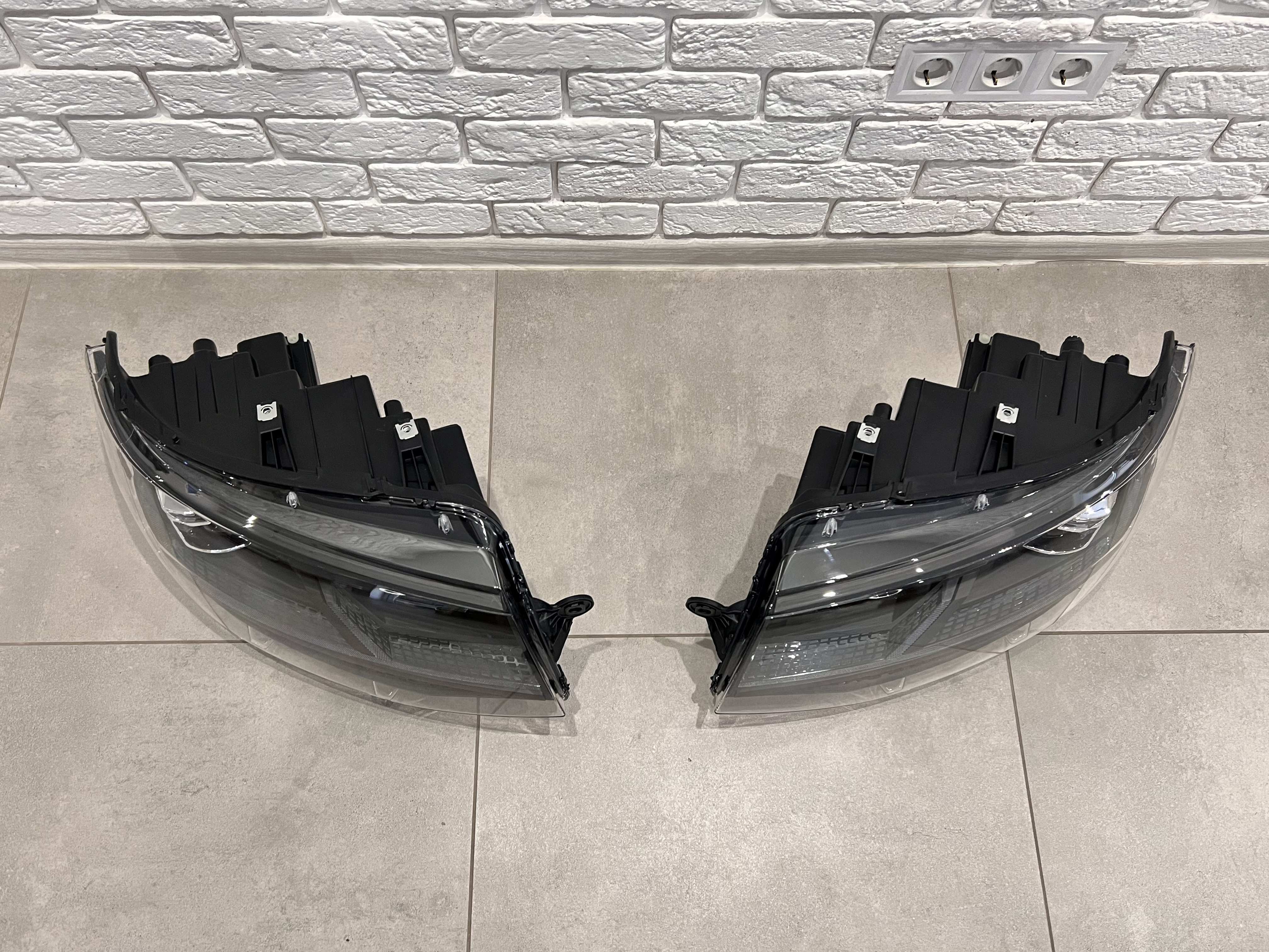 Full led фари стиль Multivan T6.1 2020+ для T6 2016-2019 (ліва+ права) комплектні з блоками 6