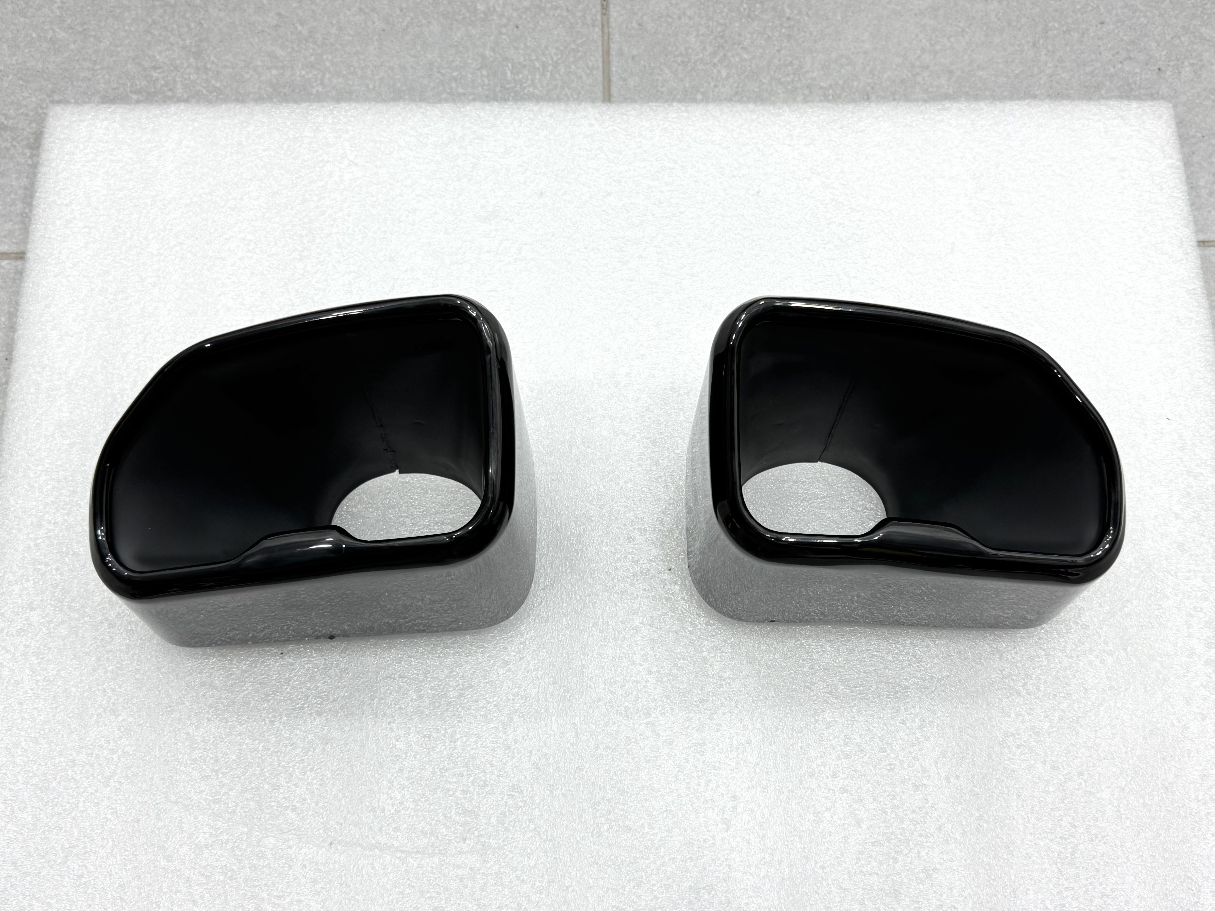 Насадки на вихлопні труби M Paket для BMW X3 G01 / X4 G02 2018-2021 чорні 2