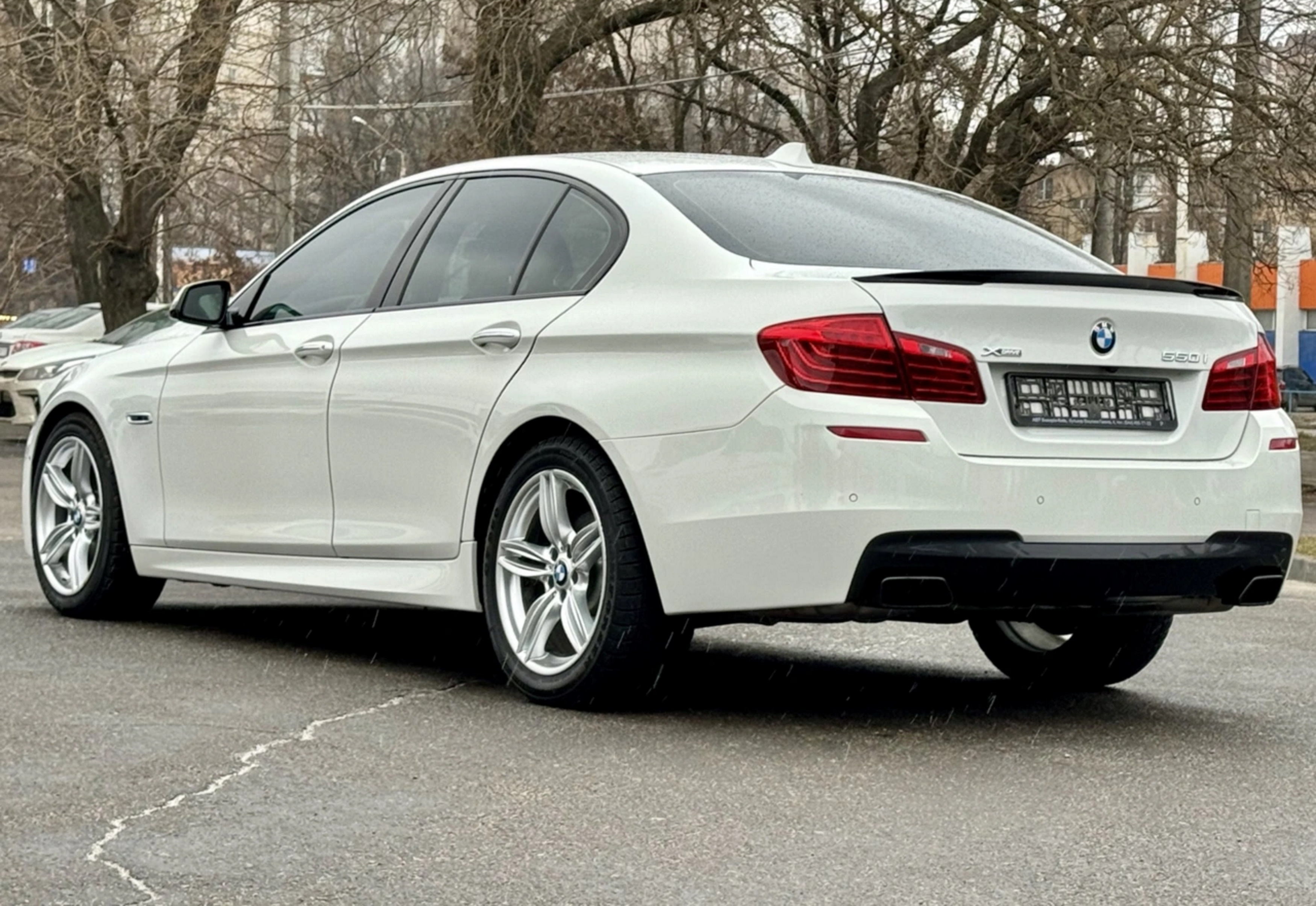 Спойлер Чорний глянець (стиль M-Performance) на BMW 5 Series F10 / F11 2010-2017 року 5
