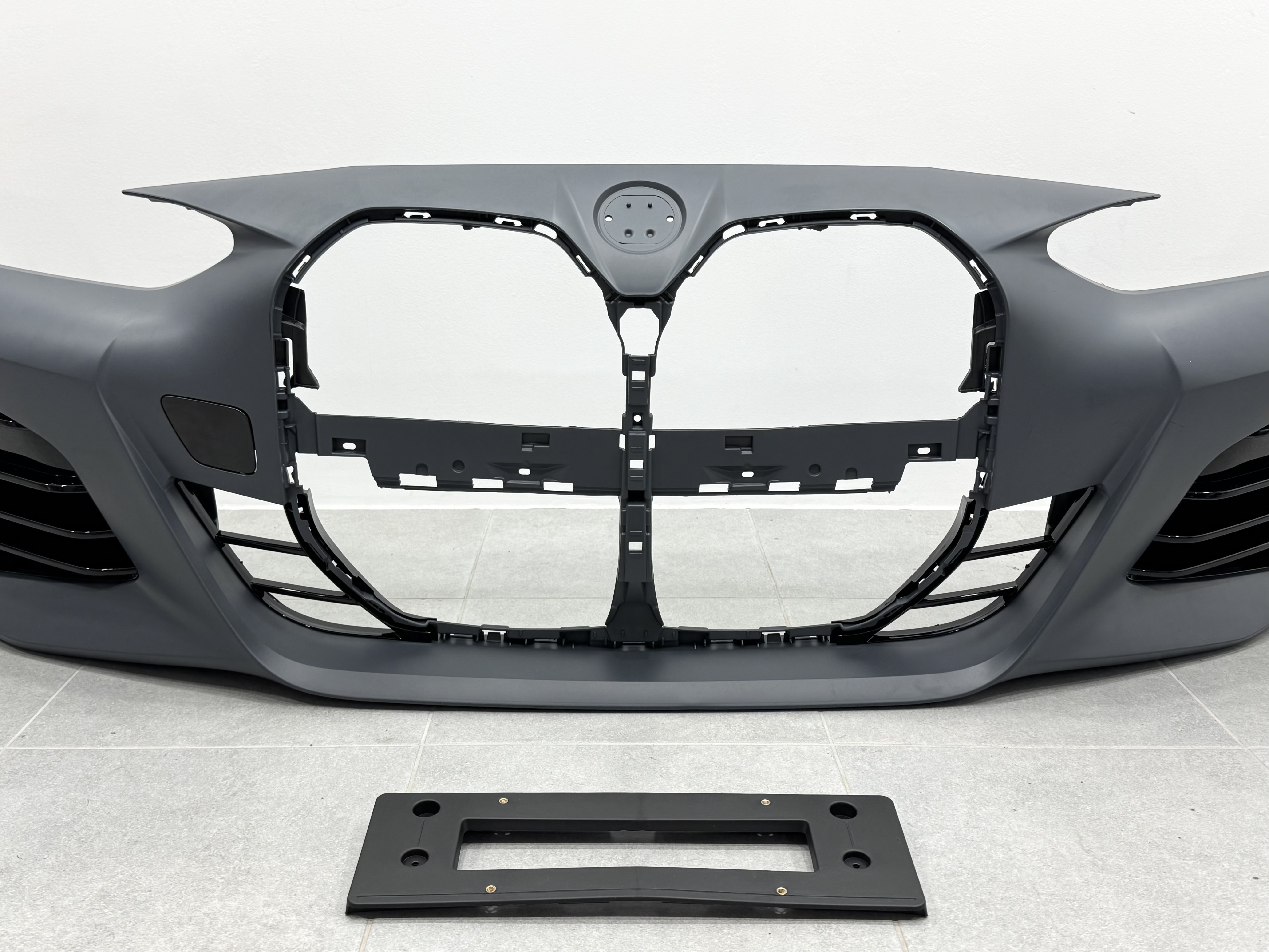 Передній бампер M paket BMW 4 series G26 2020- 4