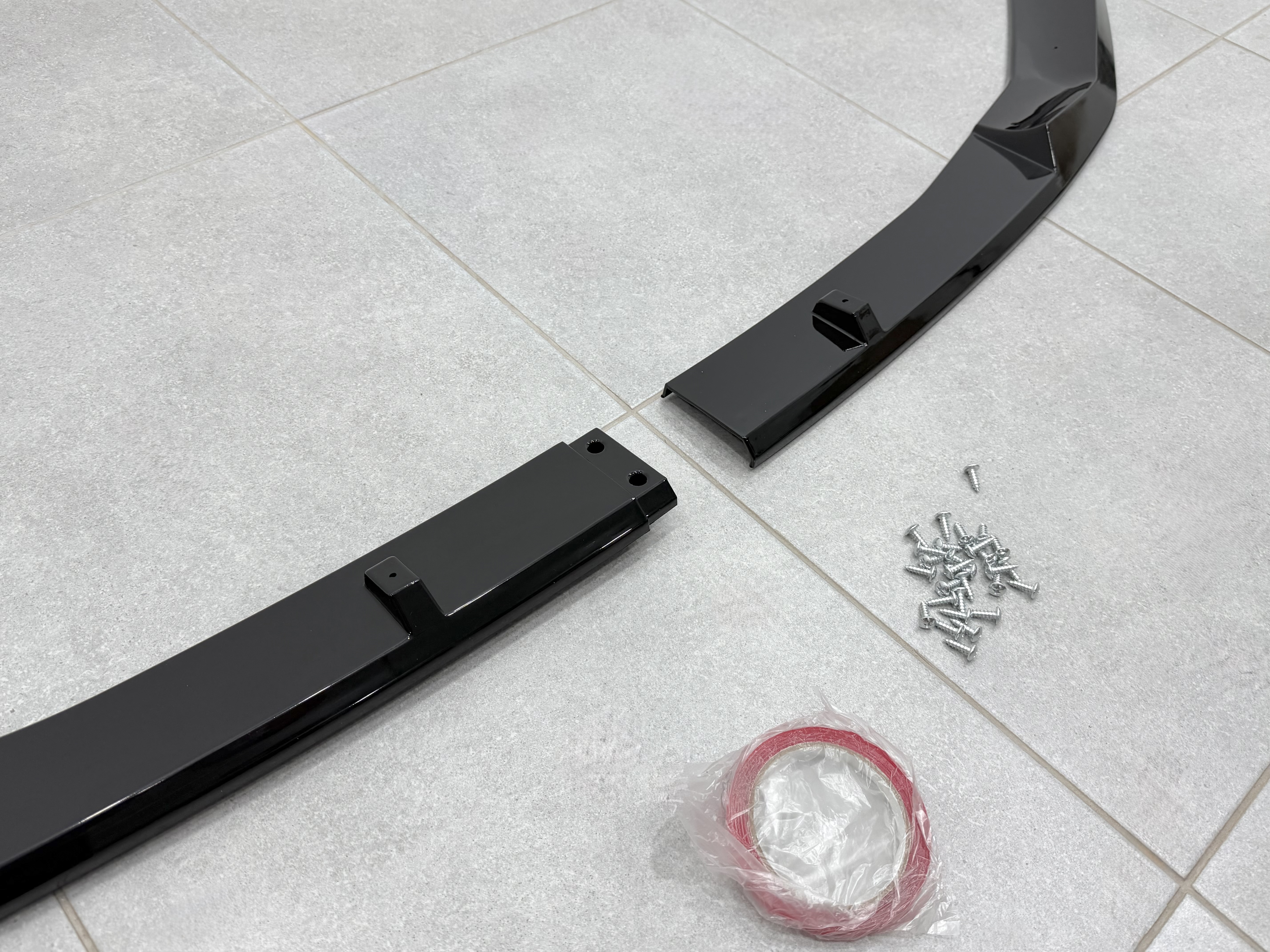 Накладка переднього бампера M-Paket BMW 5 series G30 G31 LCI 2020-2023, чорний глянець 3