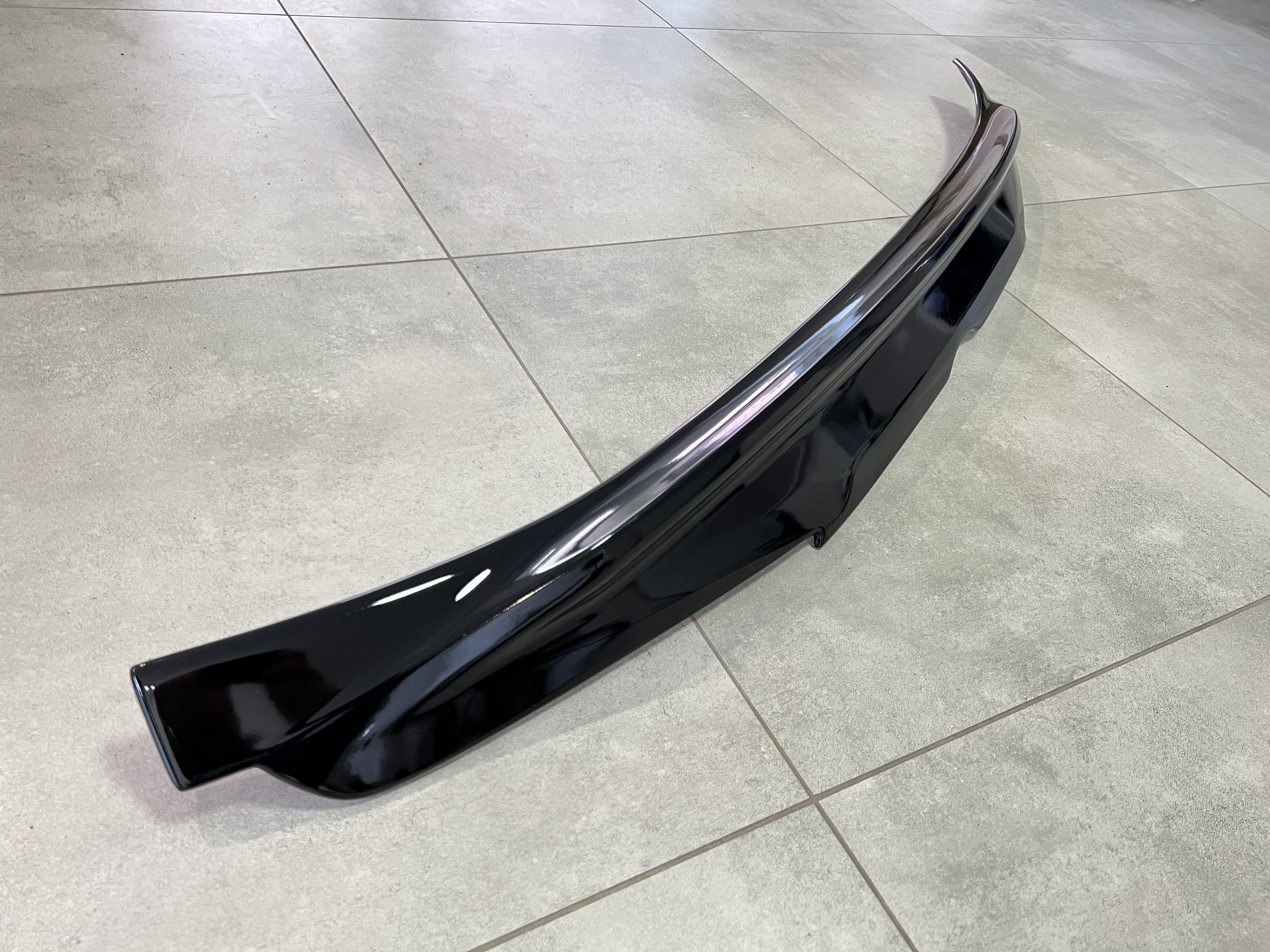 Спойлер WALD Lexus LX 450D / 570 2015-2022 ABS пластик, колір чорний 2
