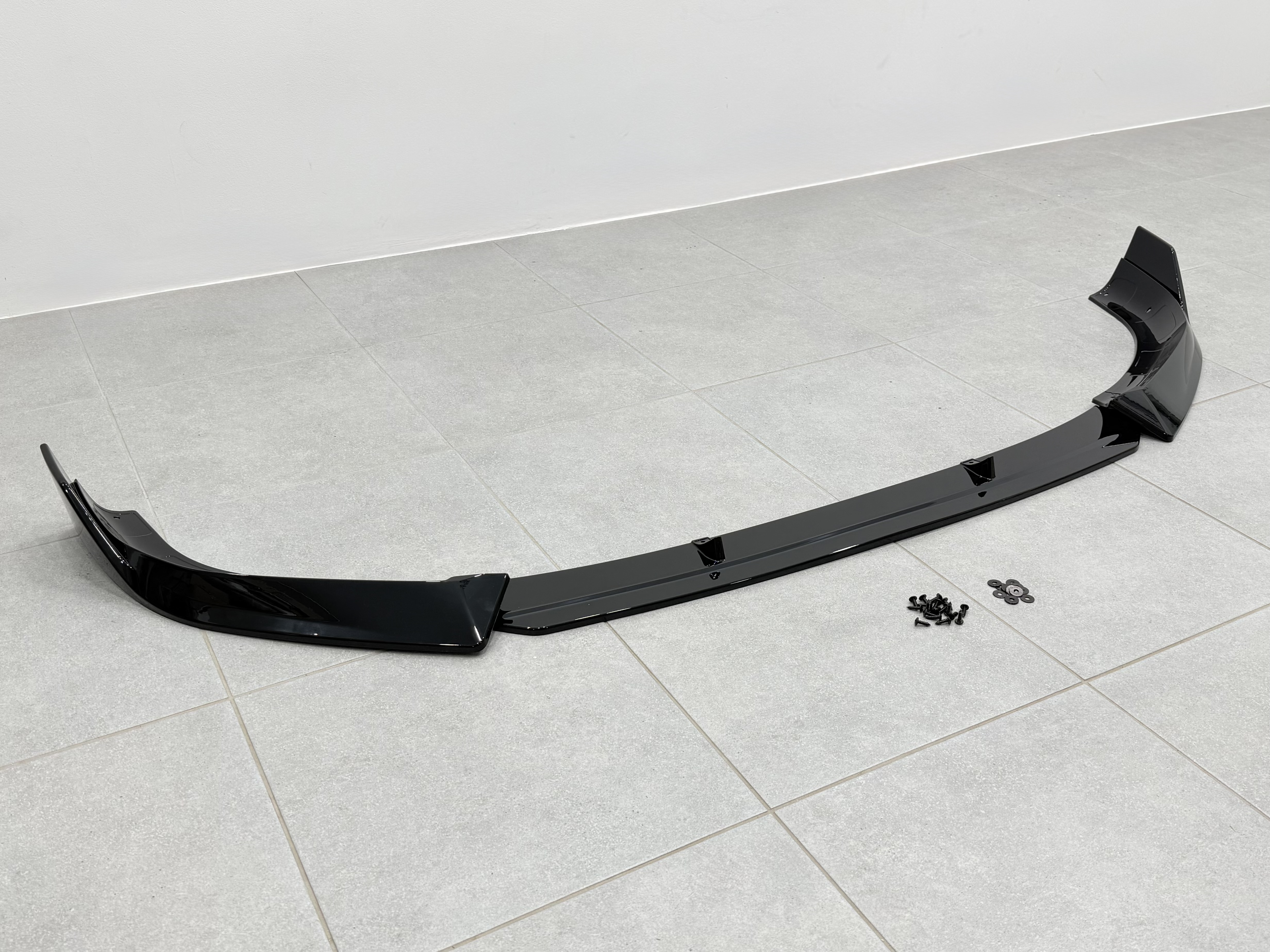 Юбка переднього бампера M-Performance для BMW X1 U11 U12 2022- ABS пластик, чорний глянець 4