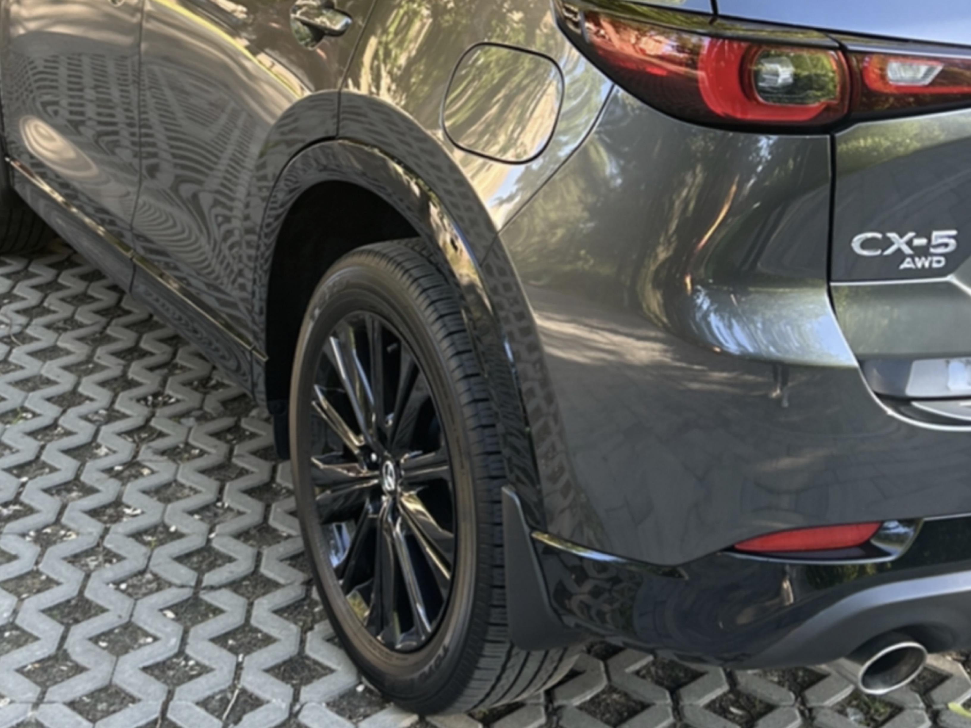 Бризковики Mazda CX-5 2022+ USA TURBO З ЧОРНИМИ ГЛЯНЦЕВИМИ АРКАМИ комплект 4шт 6