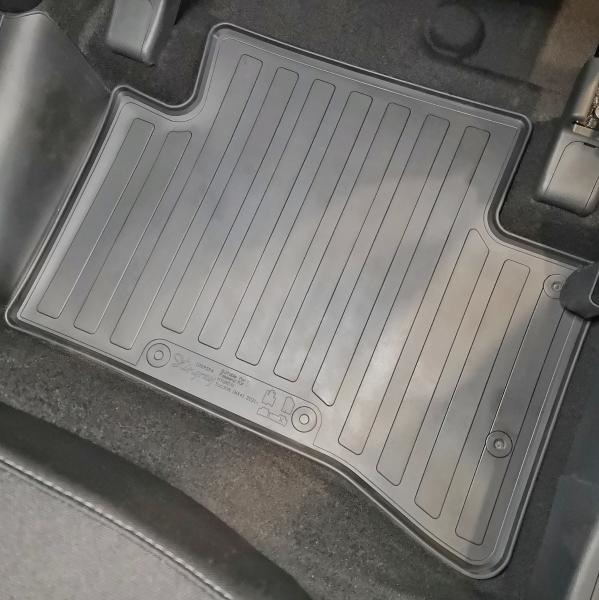 Гумові килимки (4 шт, Stingray Premium) 4