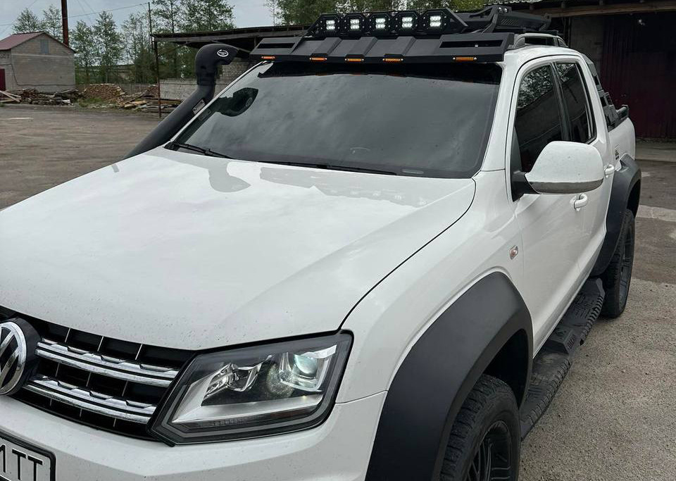 Козирок лобового скла під багажник DAKAR (LED) 3