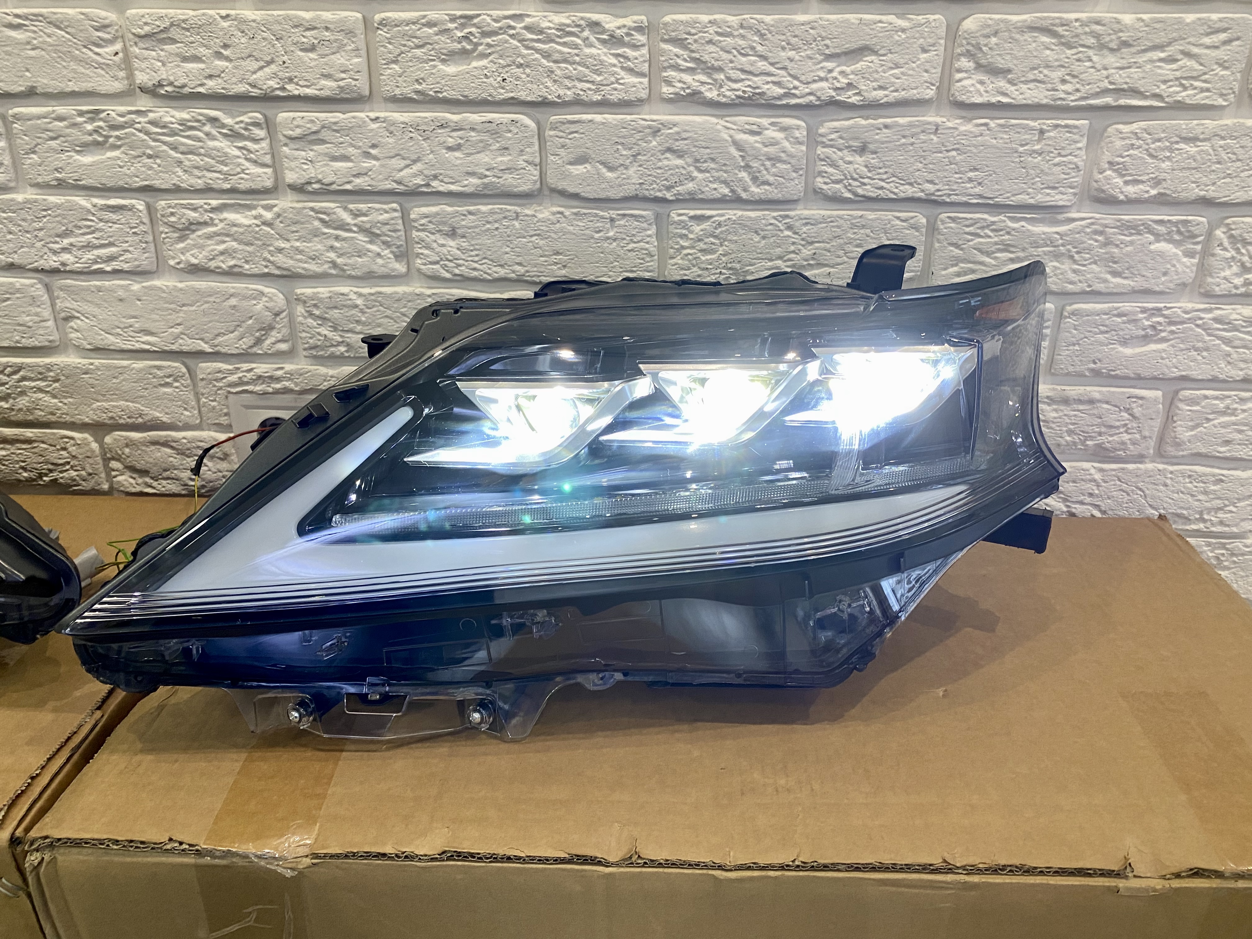 Фари Full LED 3 лінзи Lexus RX 350/450H 2012-2015 у стилі рестайлінг 2020 2
