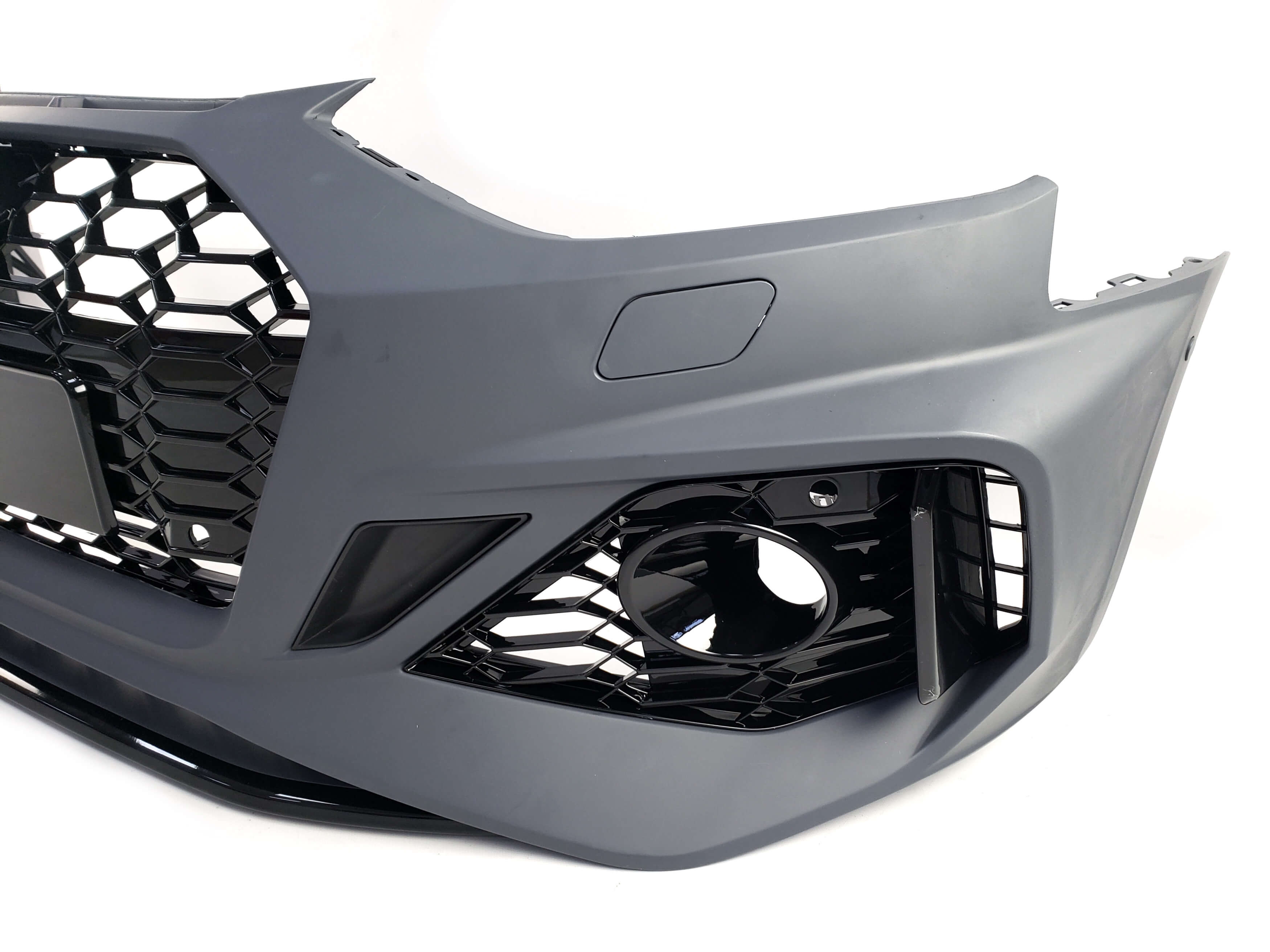 Передній бампер (в стилі RS4) на Audi A4 B9 2019-2023 року 6