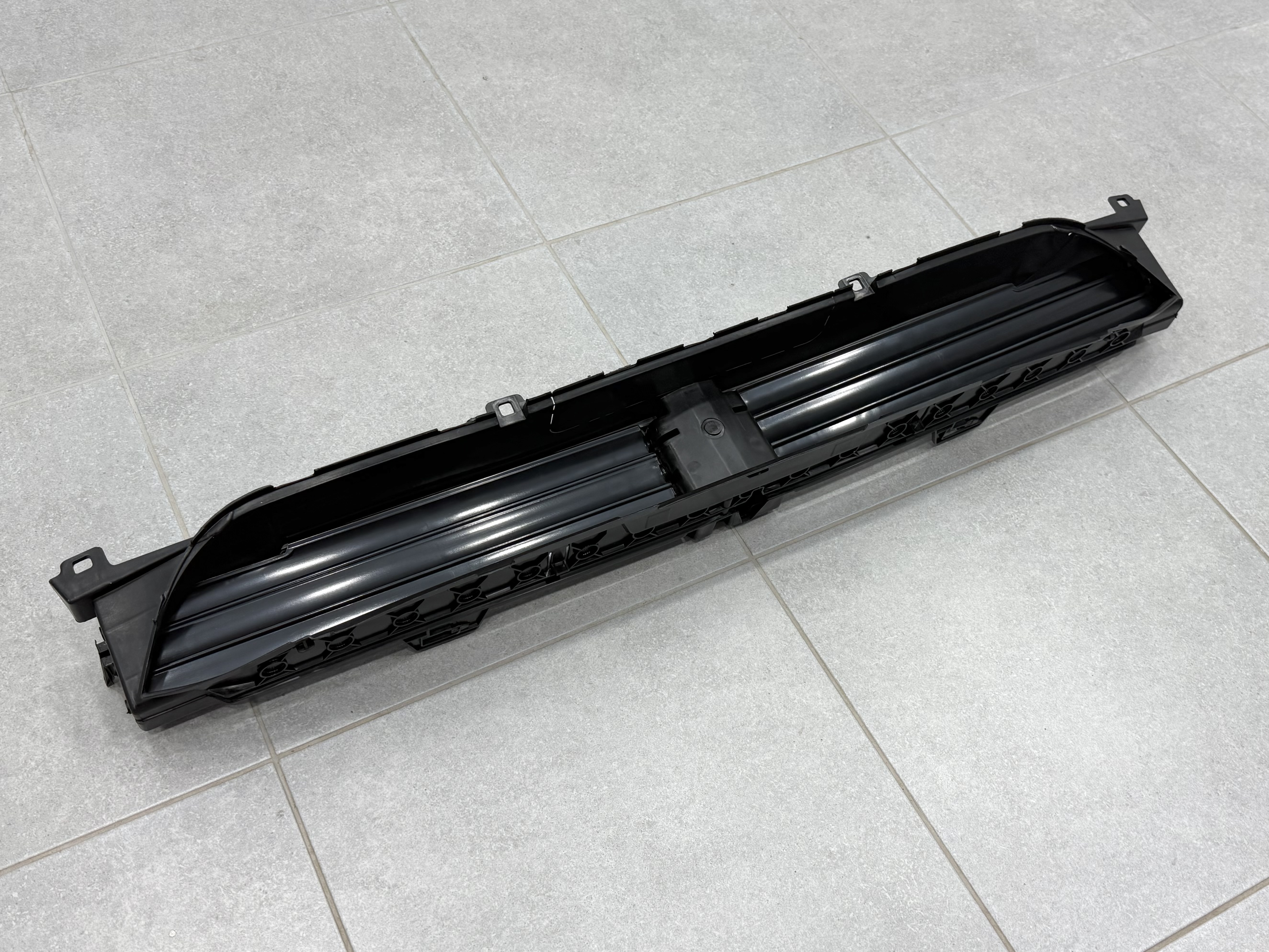Жалюзі нижні без моторчика 51137497231 BMW X3 G01 / X4 G02 2018-2021 4