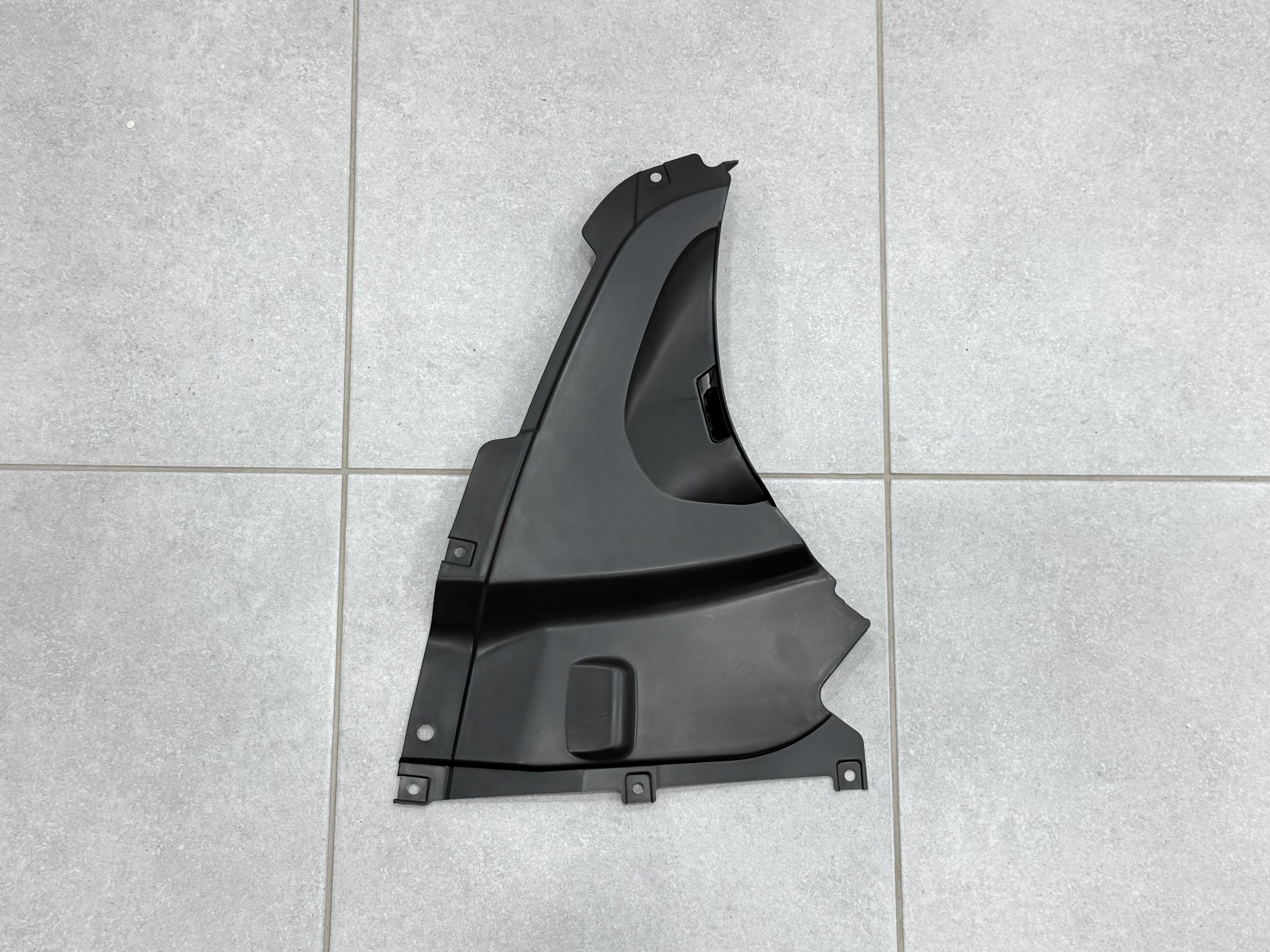 Лівий локер M Paket 51718055019 для BMW F30 / F31 2012-2018 2