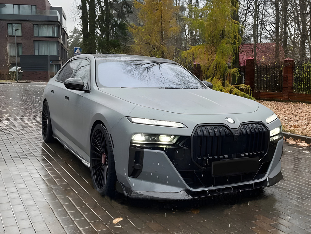 Накладка на передній бампер Lip (для M760, M-Sport та i7 M70) 2
