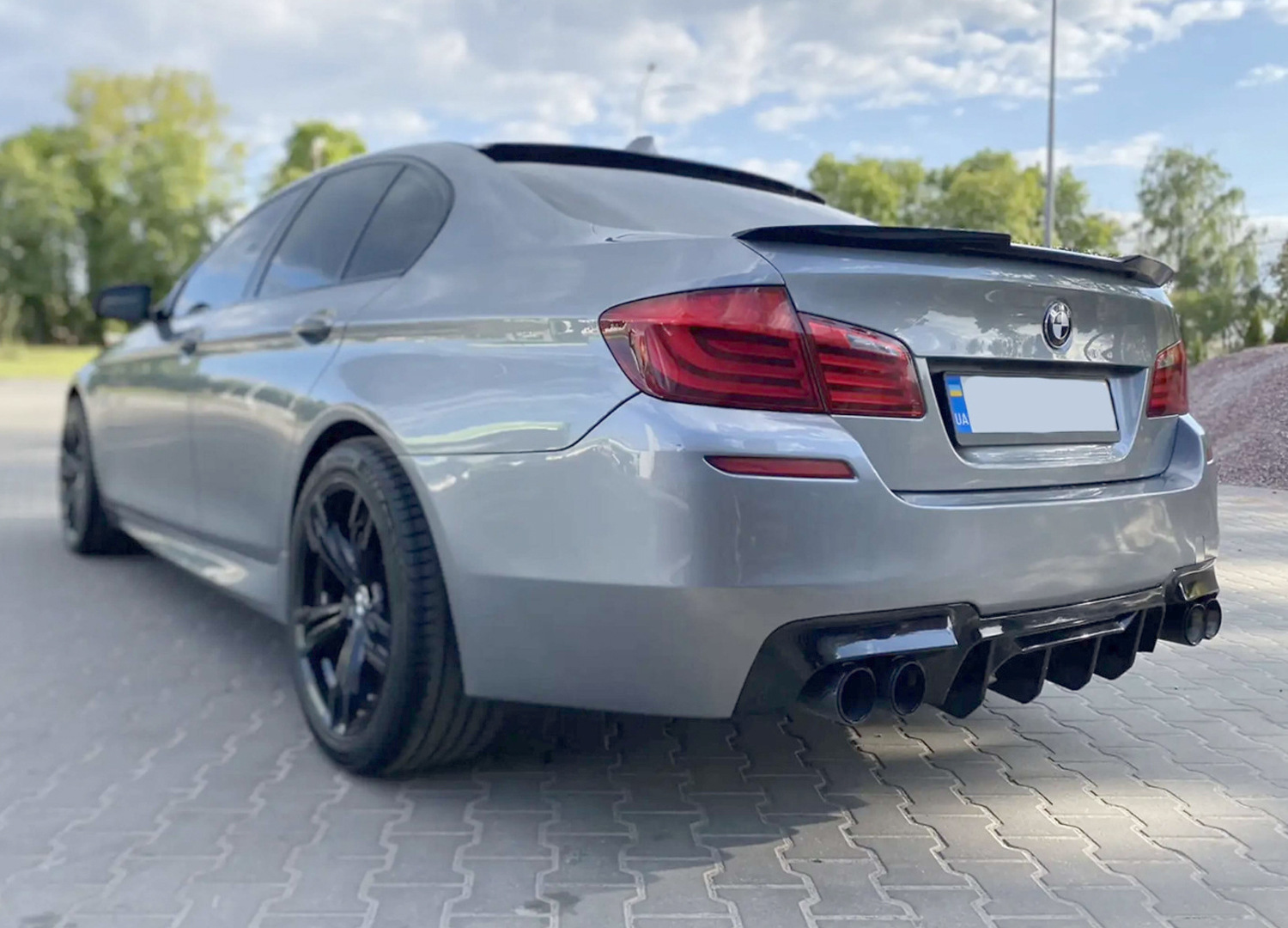 Задній дифузор CS-Style (для M5, чорний глянець, вакуумне формування)