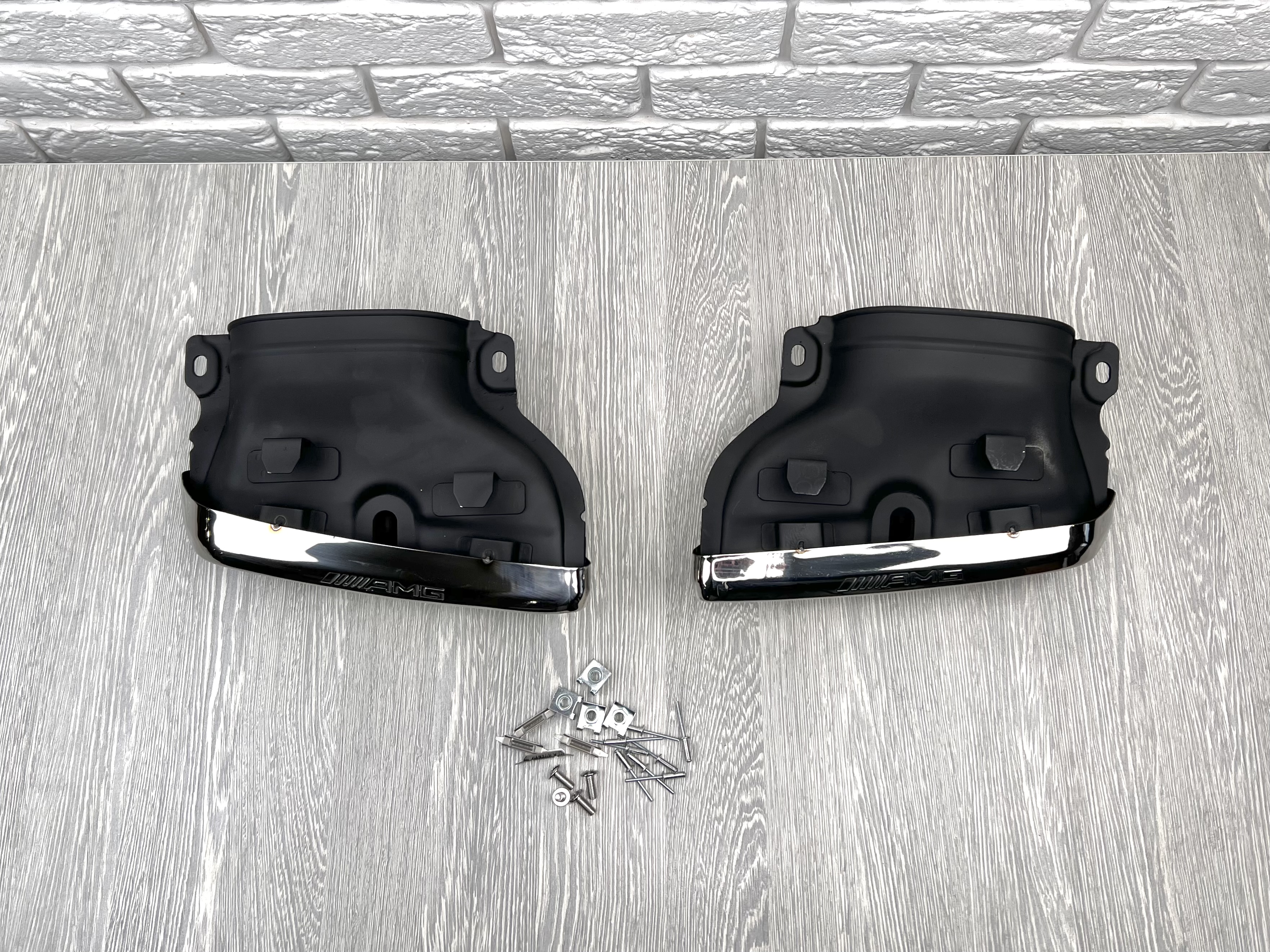 Насадки на вихлопні труби AMG С63S Mercedes Benz C Class W205 2014-2018 3
