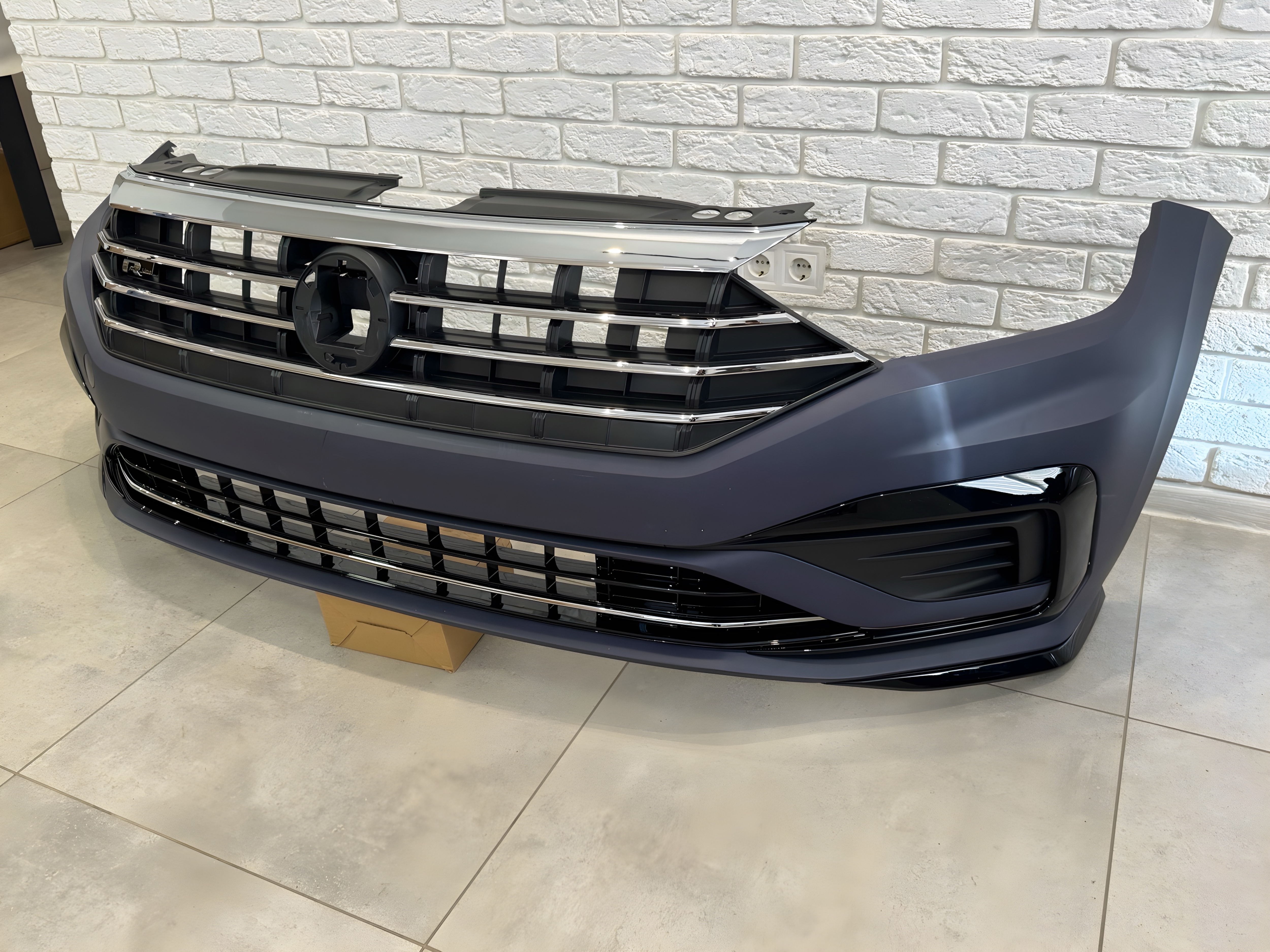Передній бампер у зборі R-Line для Volkswagen Jetta 7 2018-2022 2