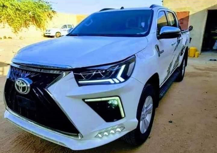 Передній бампер Lexus-design V2 (для 2015-2020)