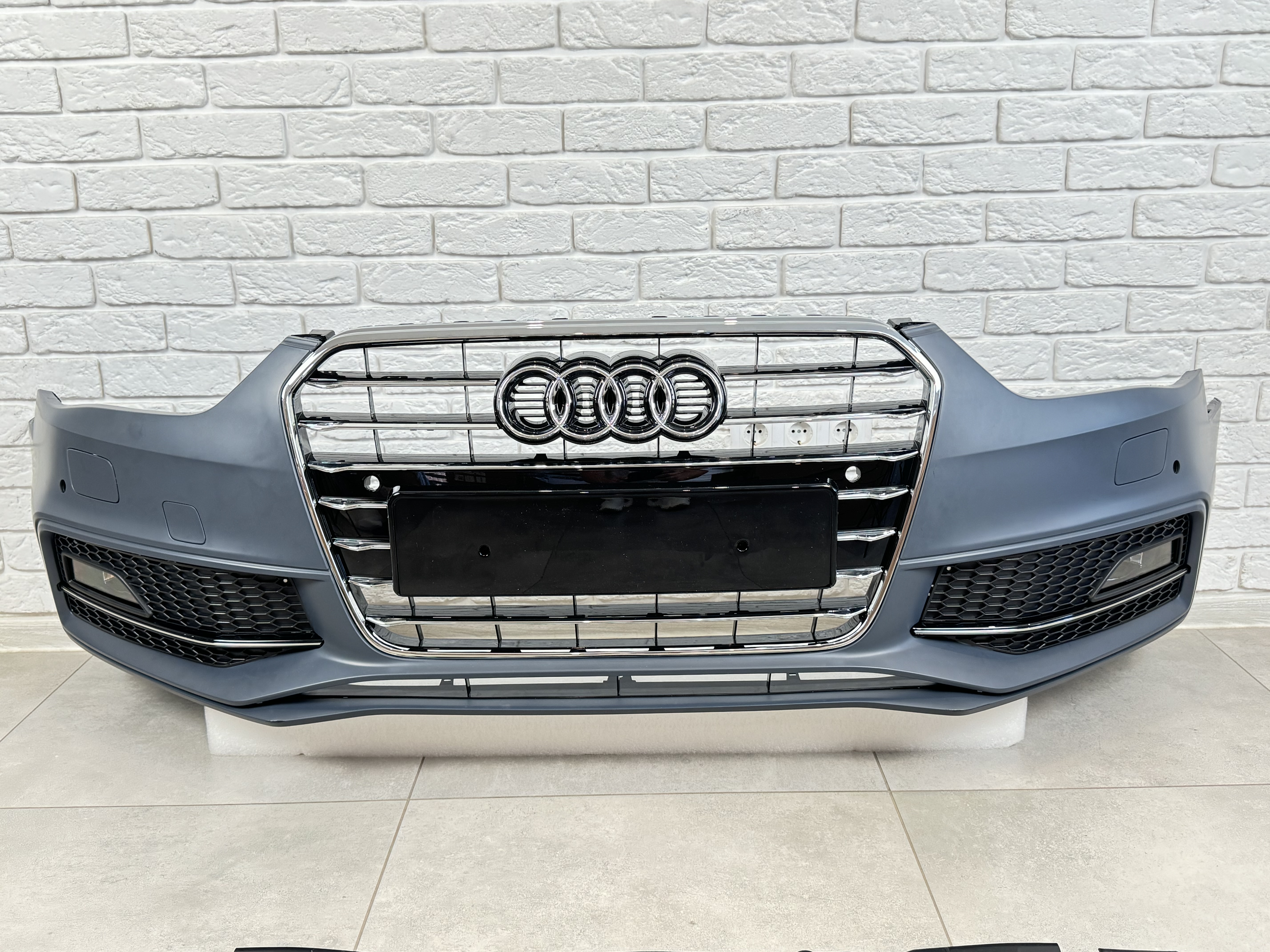 Бампер передній у зборі S-Line для Audi A4 B8 2012-2015