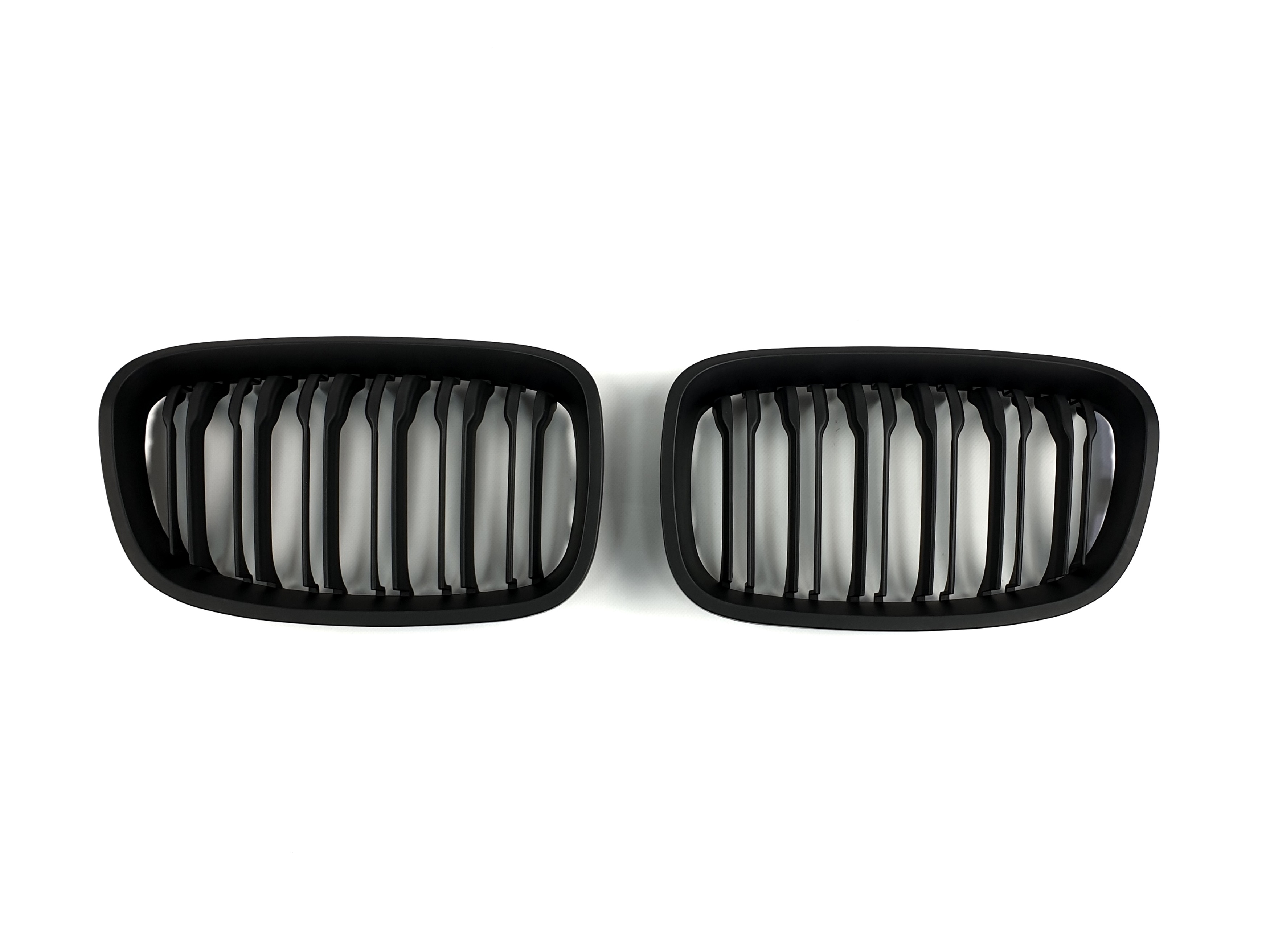 Ніздрі Чорний мат (Подвійні M-Look) на BMW 1 Series F20 / F21 2011-2015 року