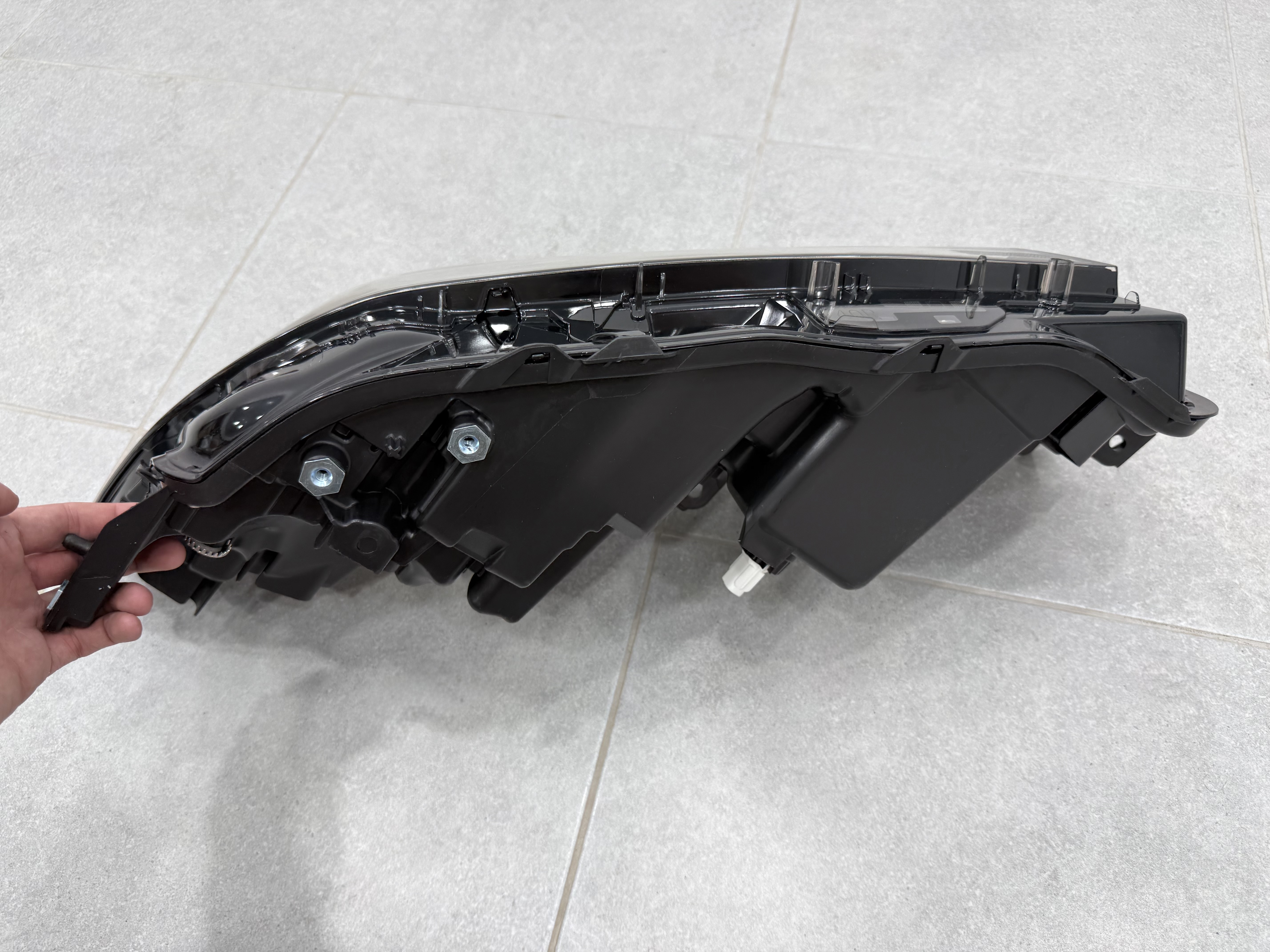 Права фара Toyota Camry 80 LE SE USA 2023- 5