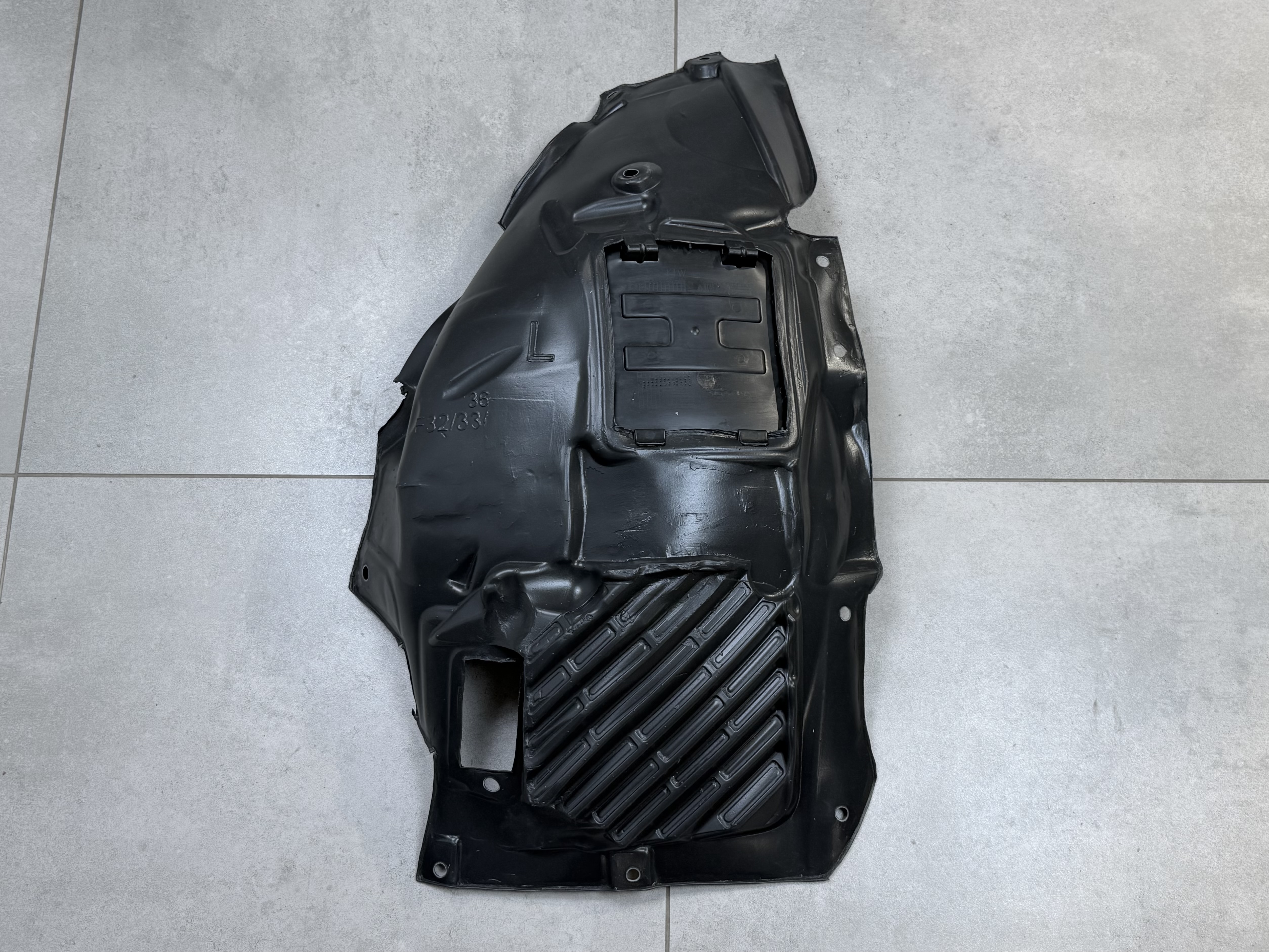 Підкрилок лівий передній M Paket 51717260731 для BMW 4 series F32 F33 F36 2013-2020 2