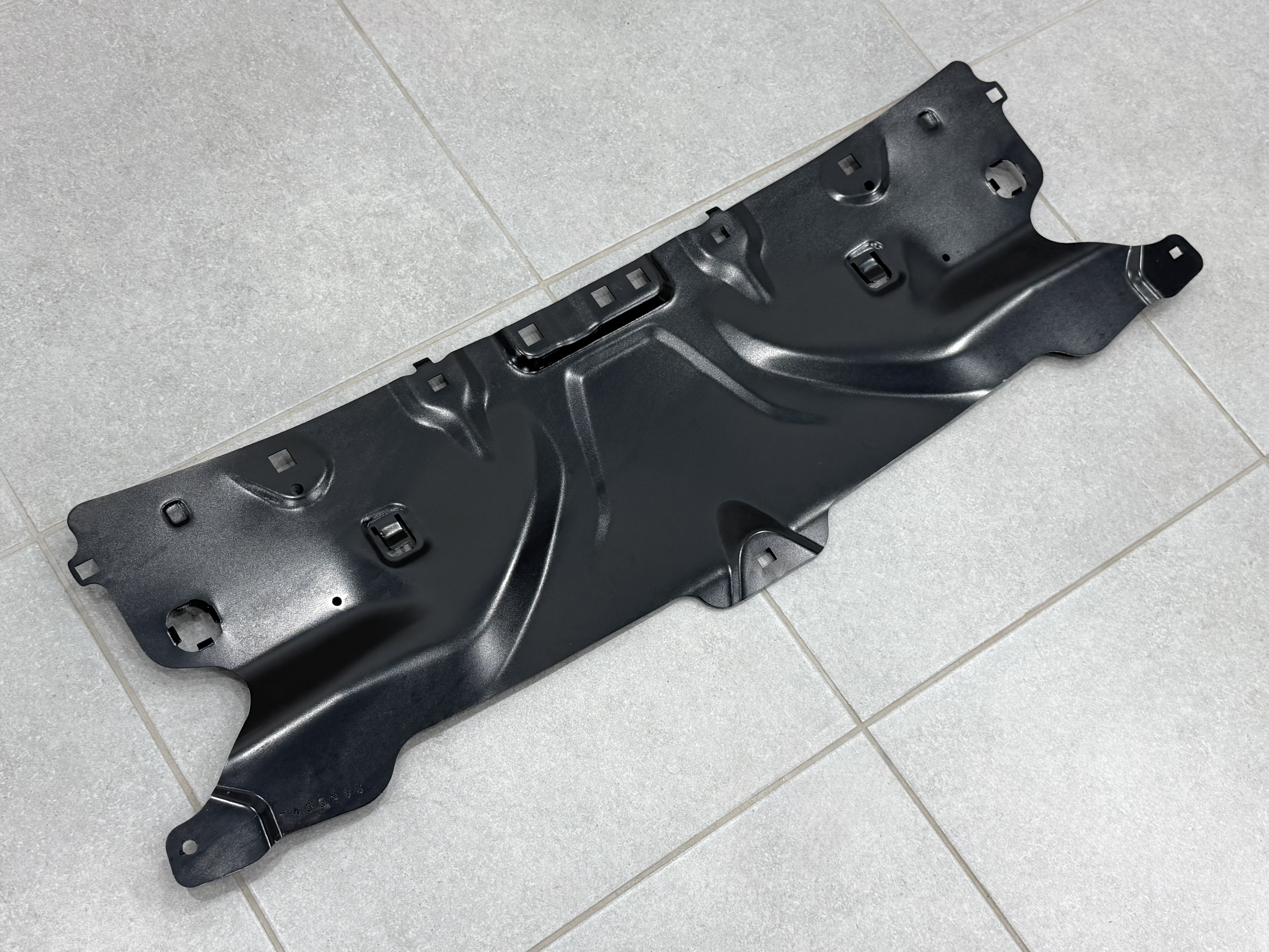 Накладка телевізора 51647435938 для BMW 5 series G30 G31 4