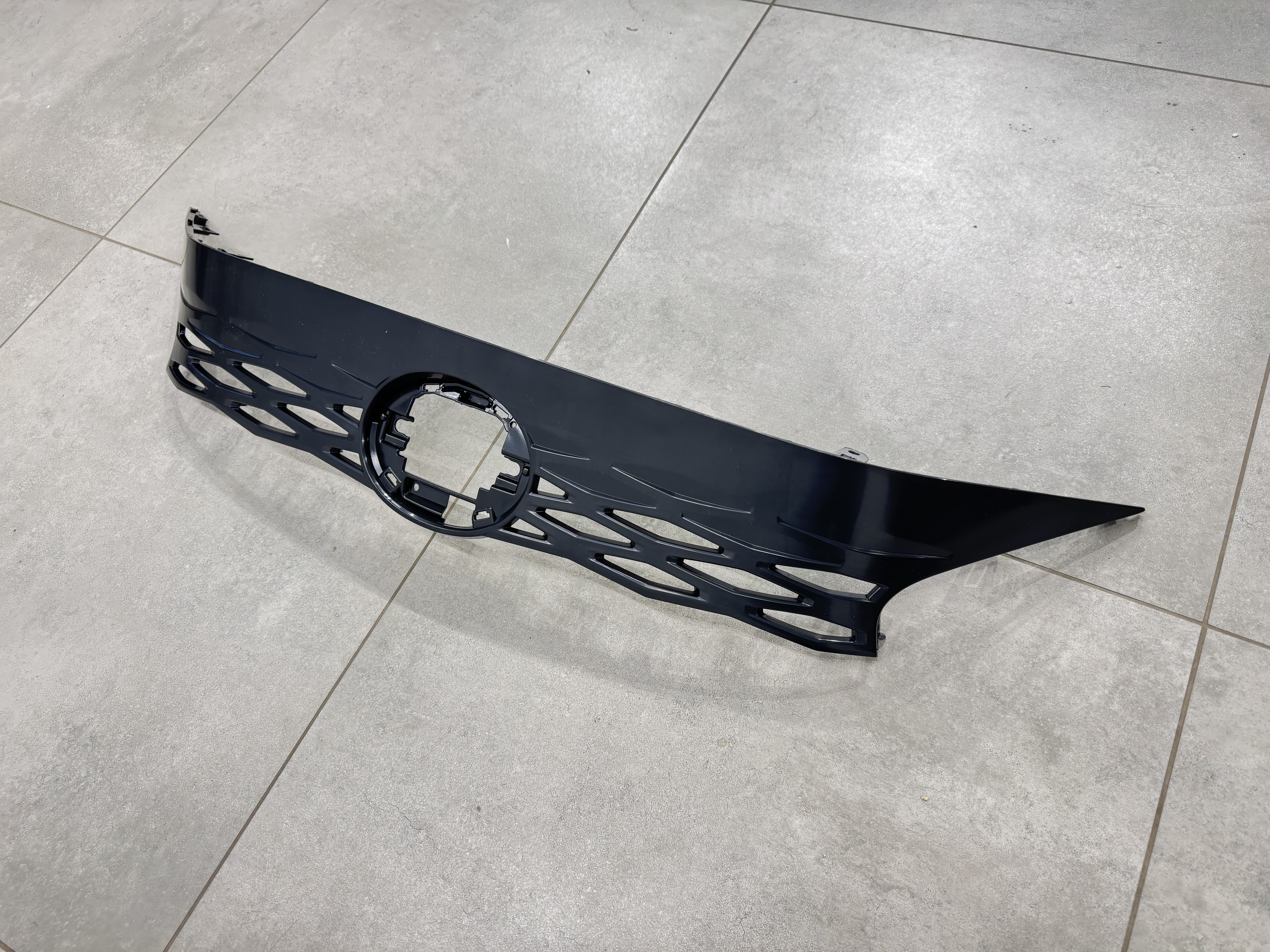 Накладка решітки радіатора верхня OEM Lexus RX 2023+ 5314148900 3