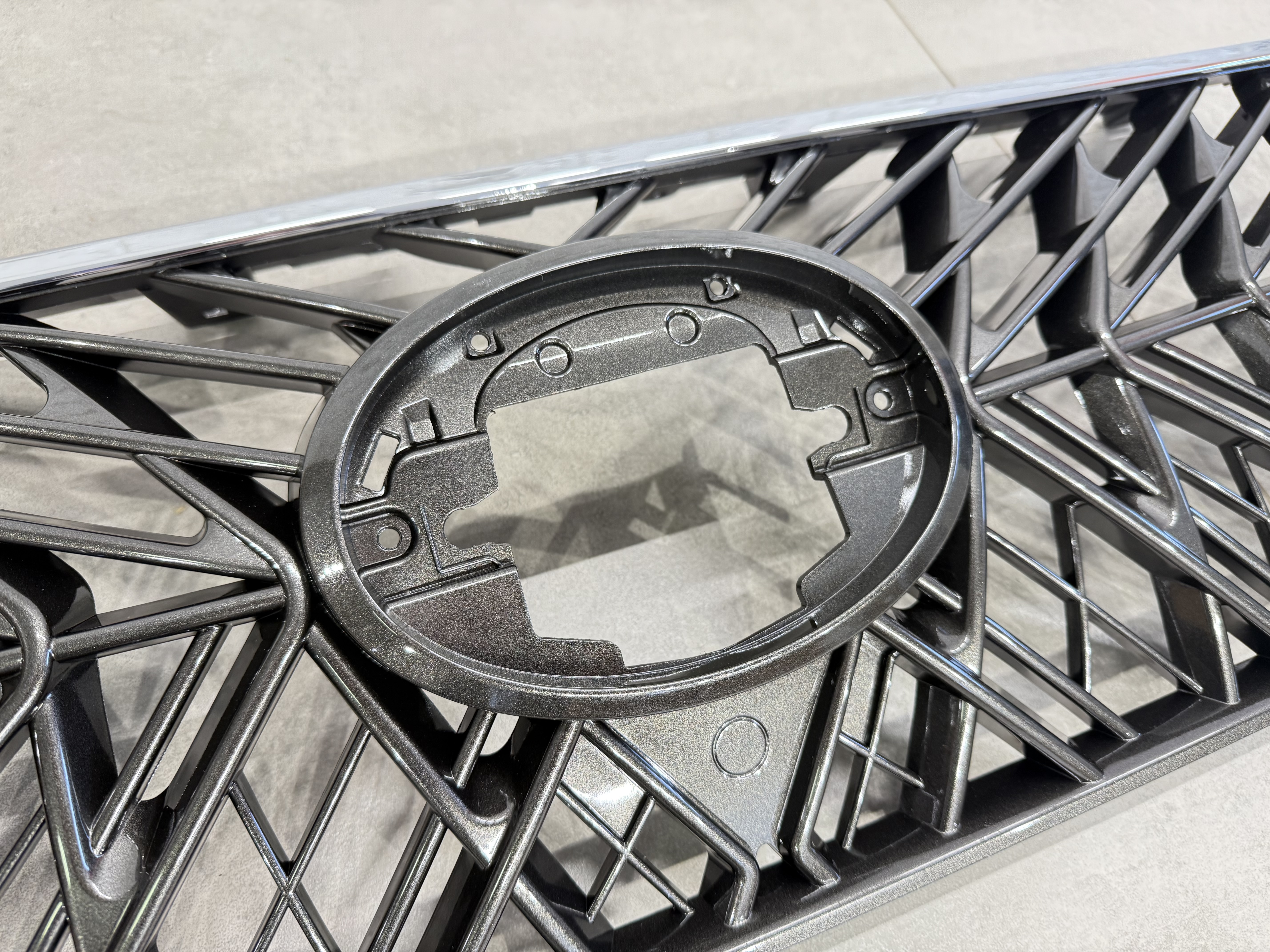 Решітка TRD з віями для галоген оптики Toyota Land Cruiser Prado 150 2018-2023 5