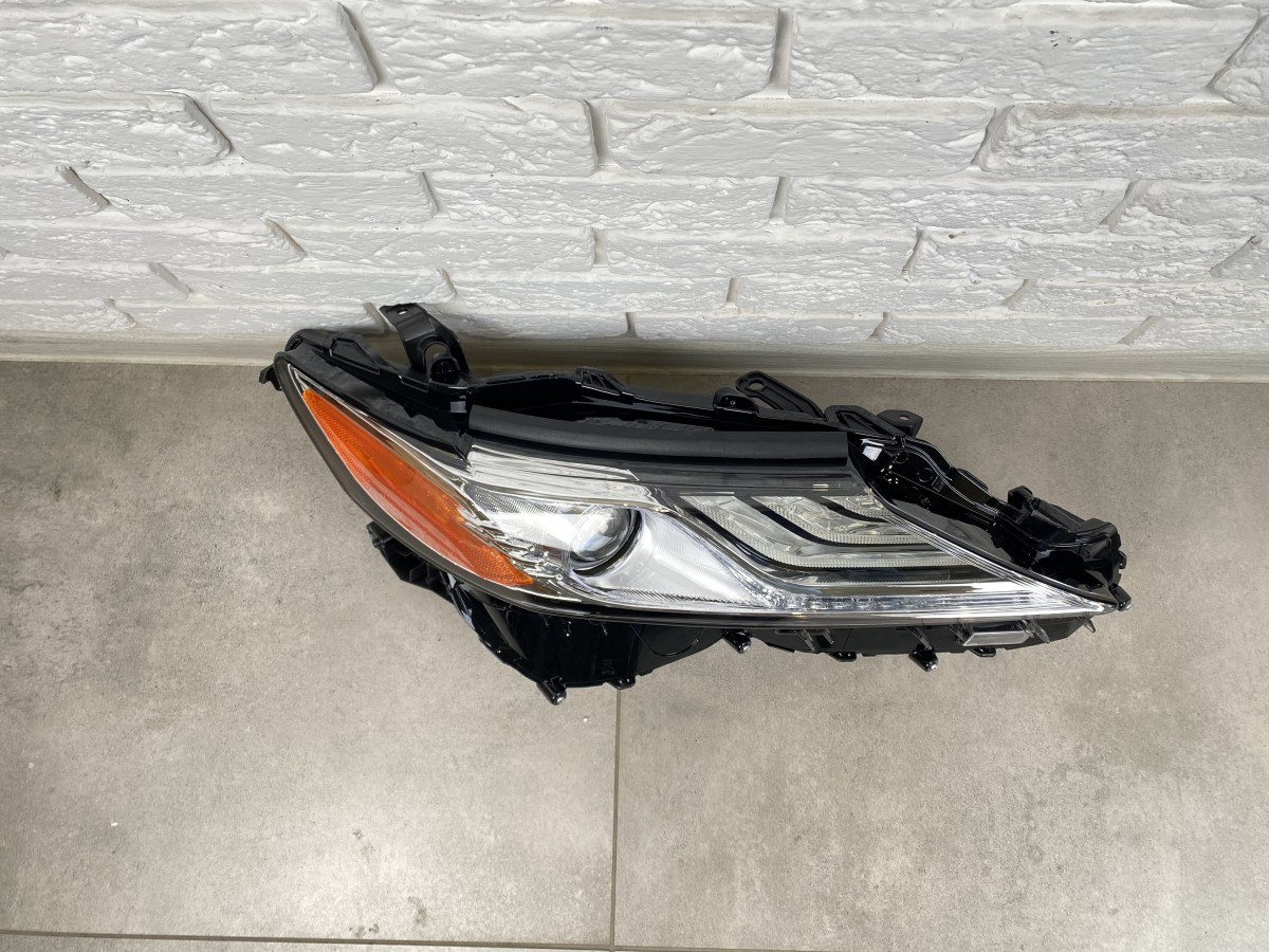 FULL LED права фара Toyota Camry 70 XLE XSE USA 2017-2024 6