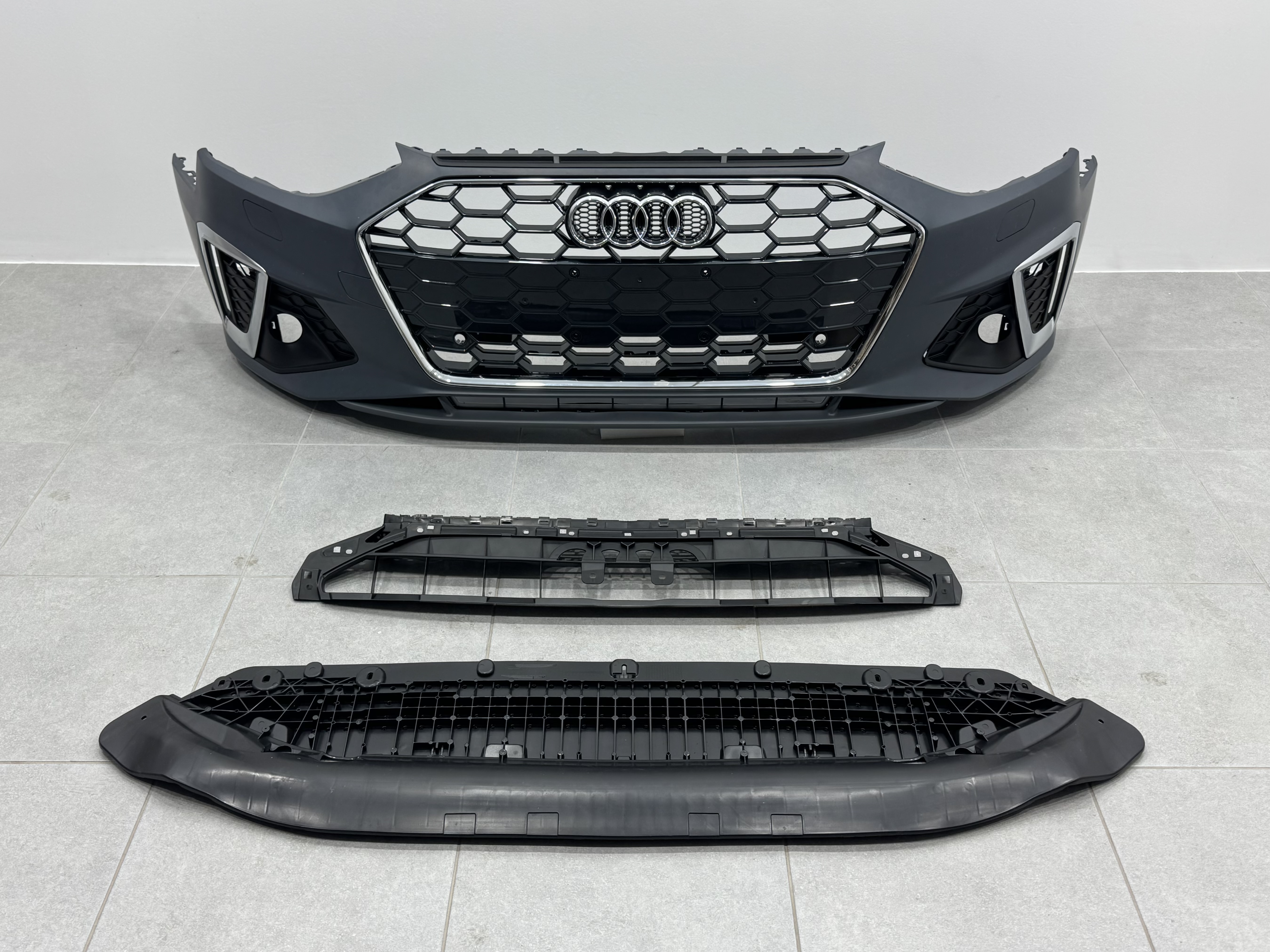 Бампер передній у зборі S-Line ХРОМ для Audi A4 B9 2020-2023 3