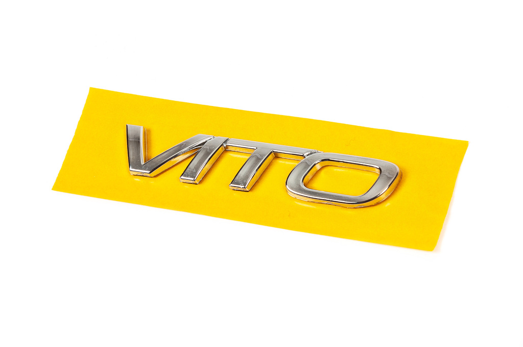 Надпис «Vito»