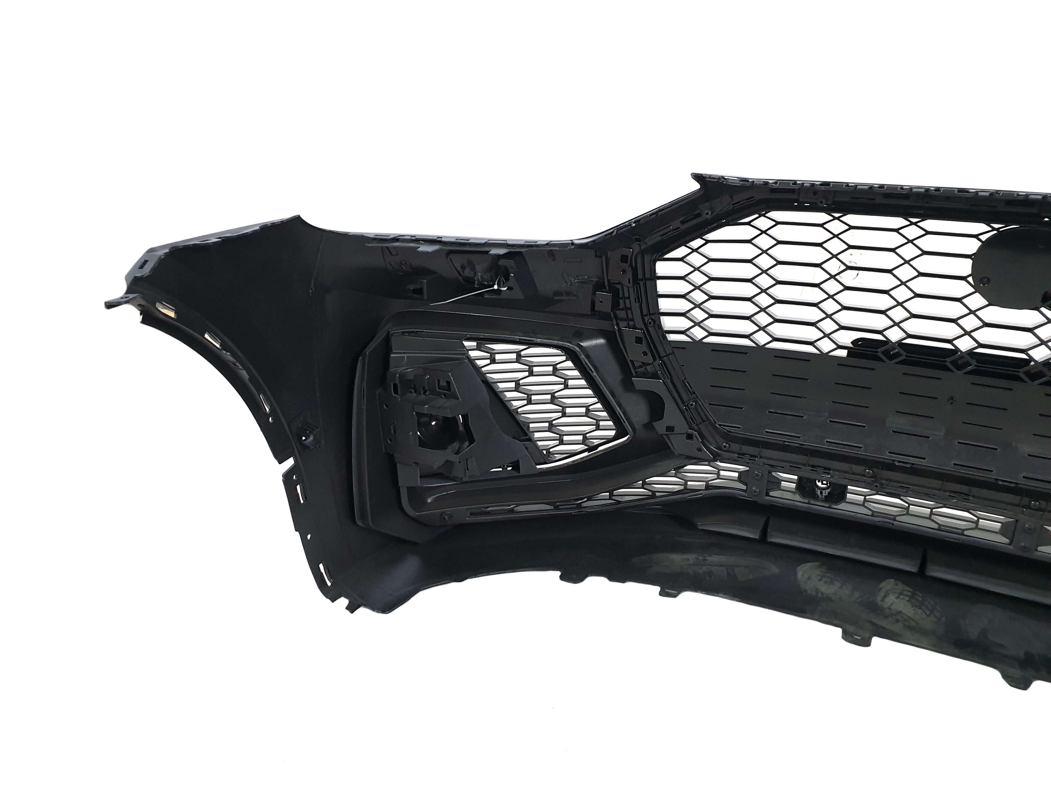 Передній бампер (стиль RS) V1 на Audi Q5 80A 2020-2024 року 5