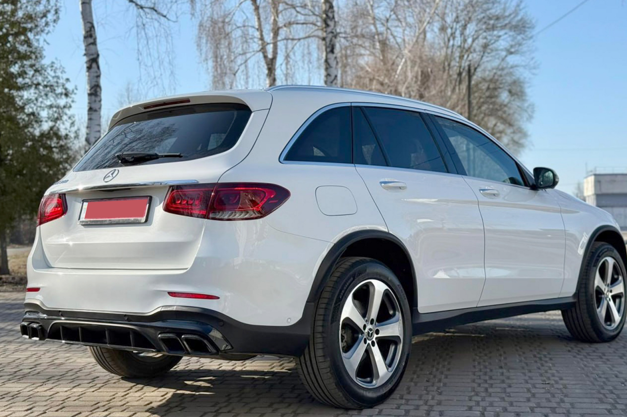 Комплект рестайлінгу в GLC63 2022 року 4