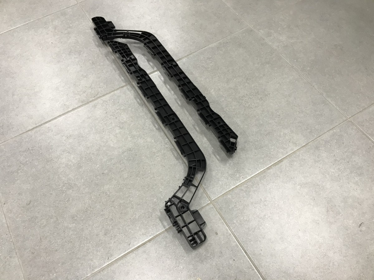 Кріплення заднього бампера 5215560110 / 5215660110 Lexus LX 570 2012-2015 пластик 2 шт. 3