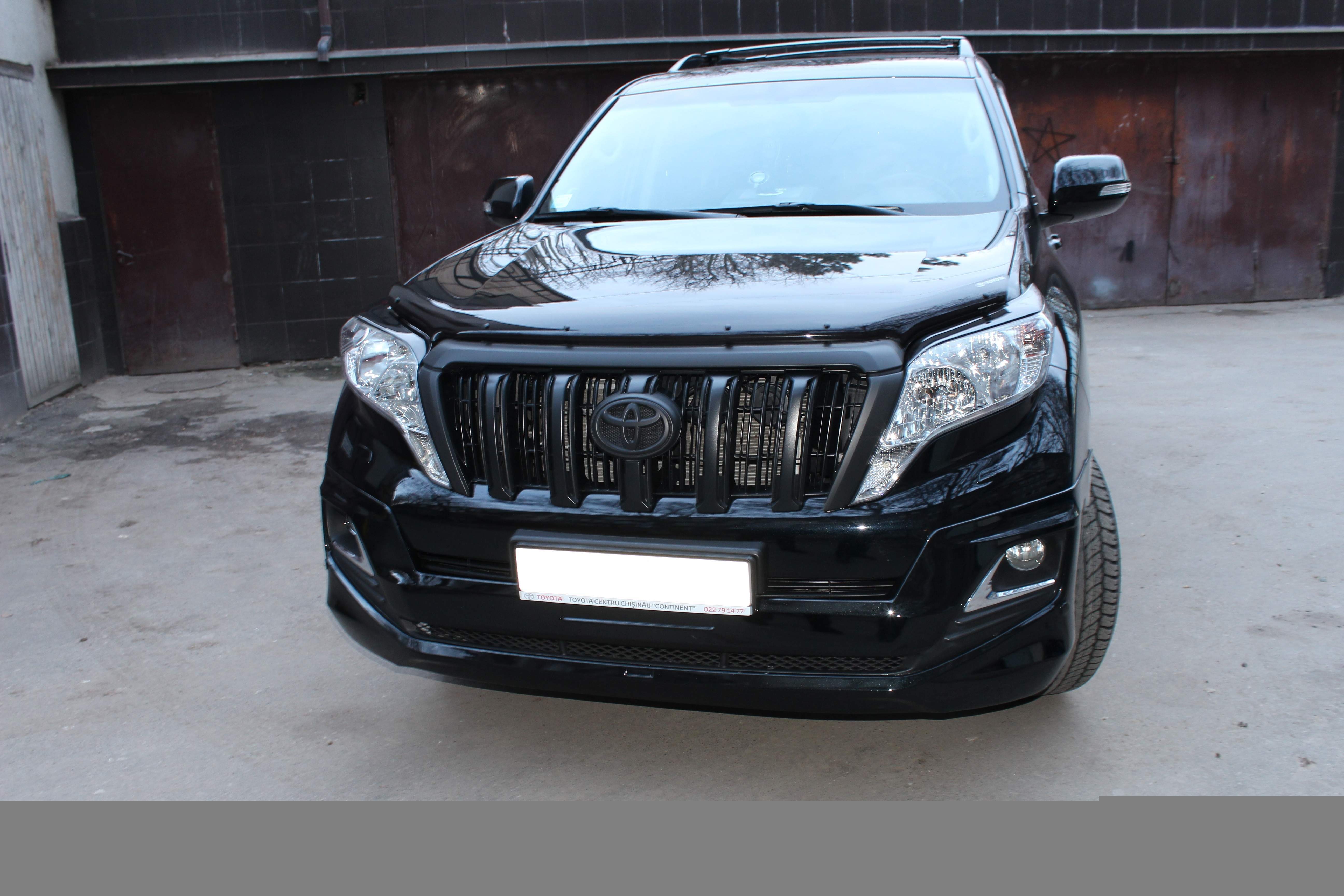 Спідниця переднього бампера Modelista Toyota Land Cruiser Prado 150 рестайлінг 2013+ (білий) 3