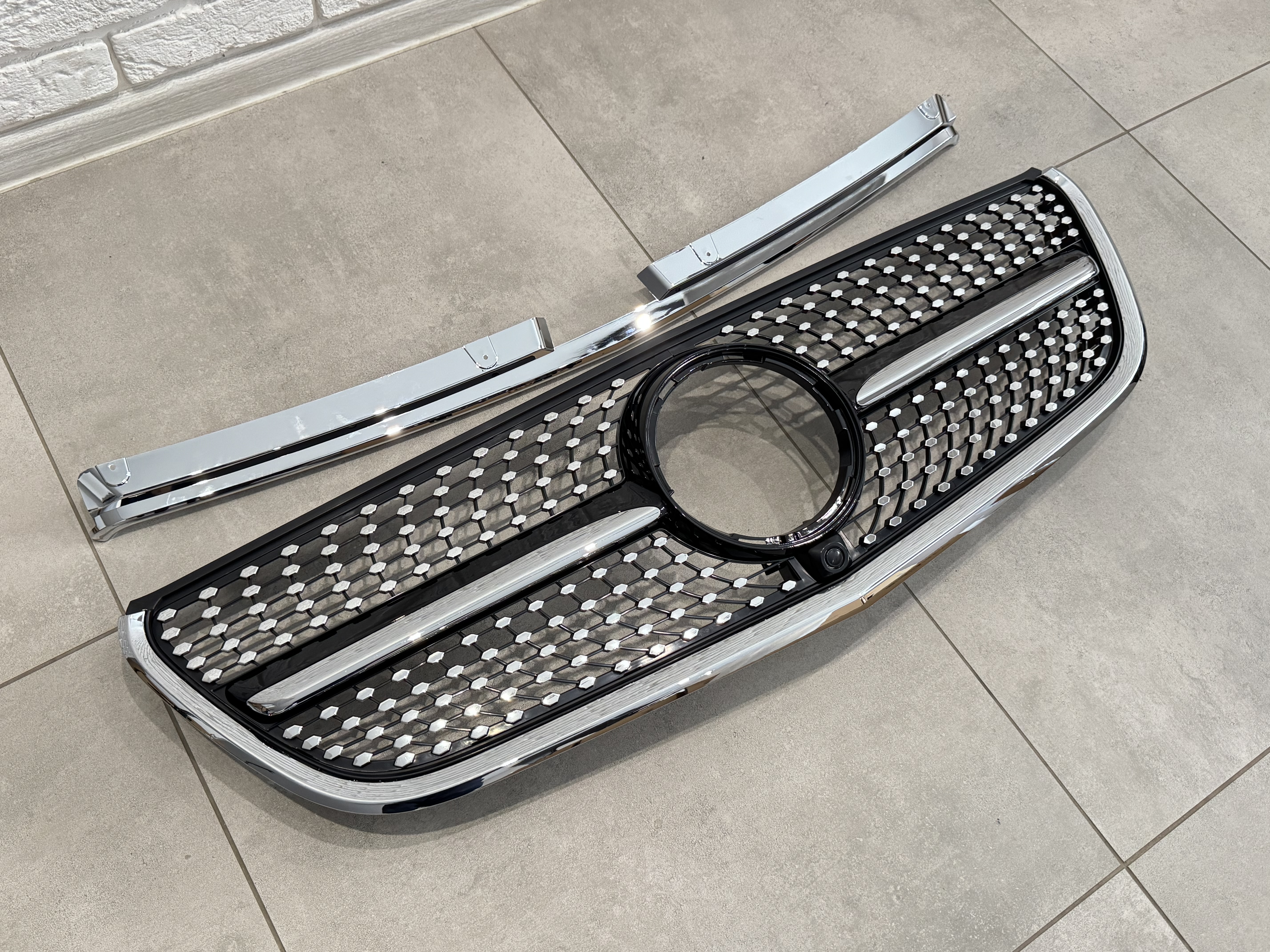 Решітка радіатора DIAMOND BLACK Mercedes Benz Vito W447 2014-2019 6