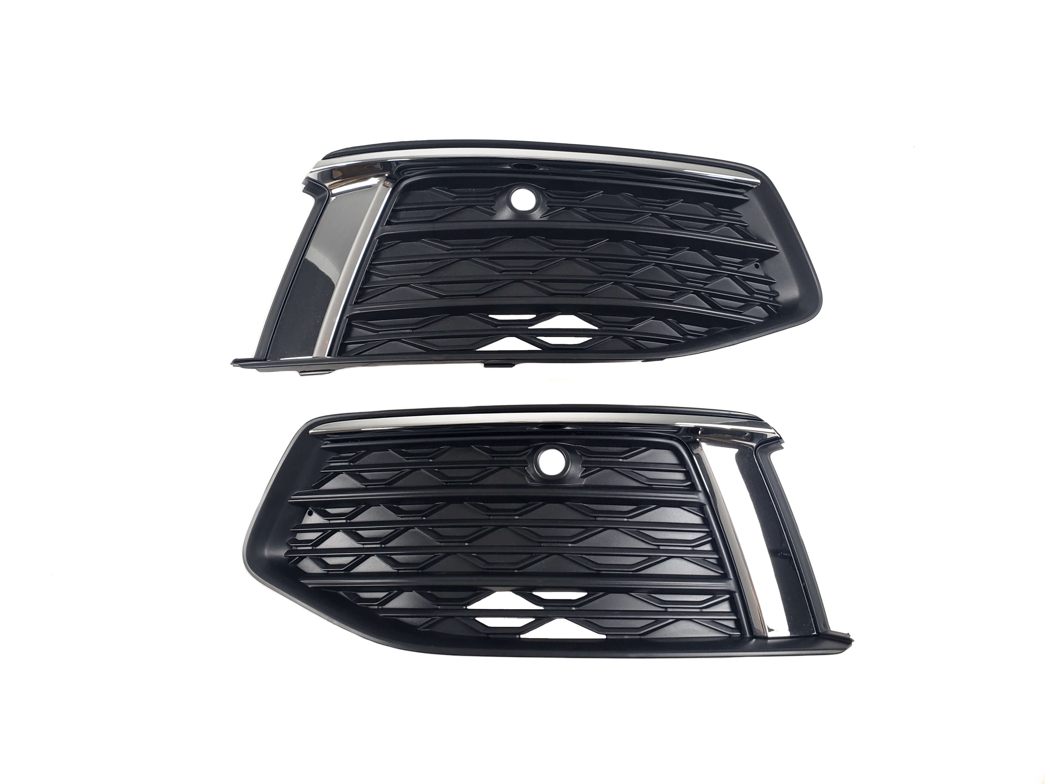 Решітки в бампер Chrome Black на Audi A6 C8 2018-2023 року