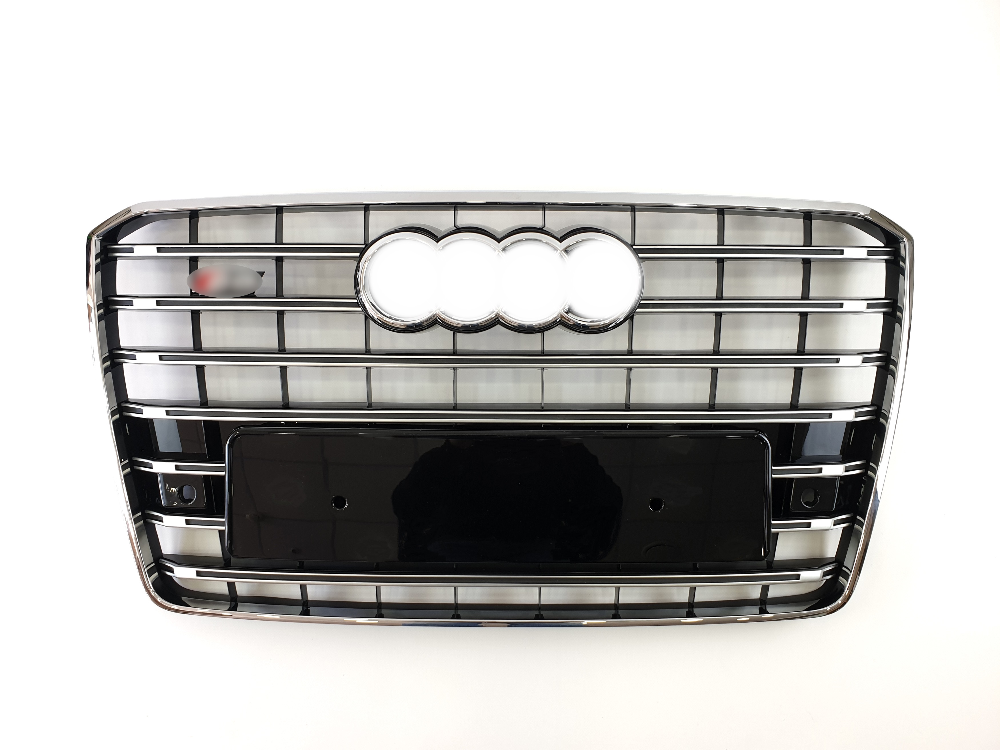 Решітка радіатора Chrome Black (в стилі S8) на Audi A8 D4 2014-2017 року