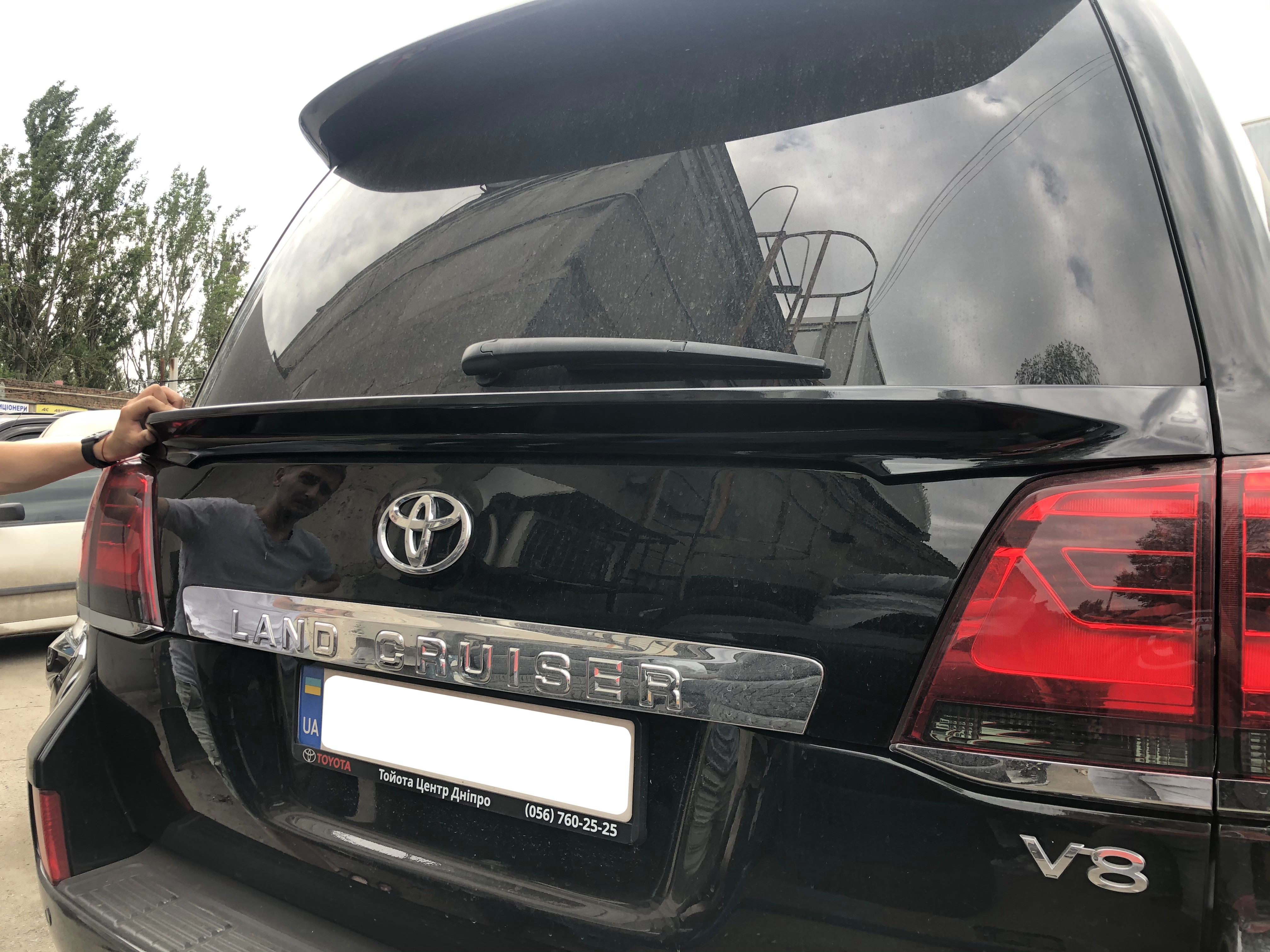 Спойлер під скло WALD Toyota Land Cruiser 200 2008-2016 ABS пластик колір чорний 3
