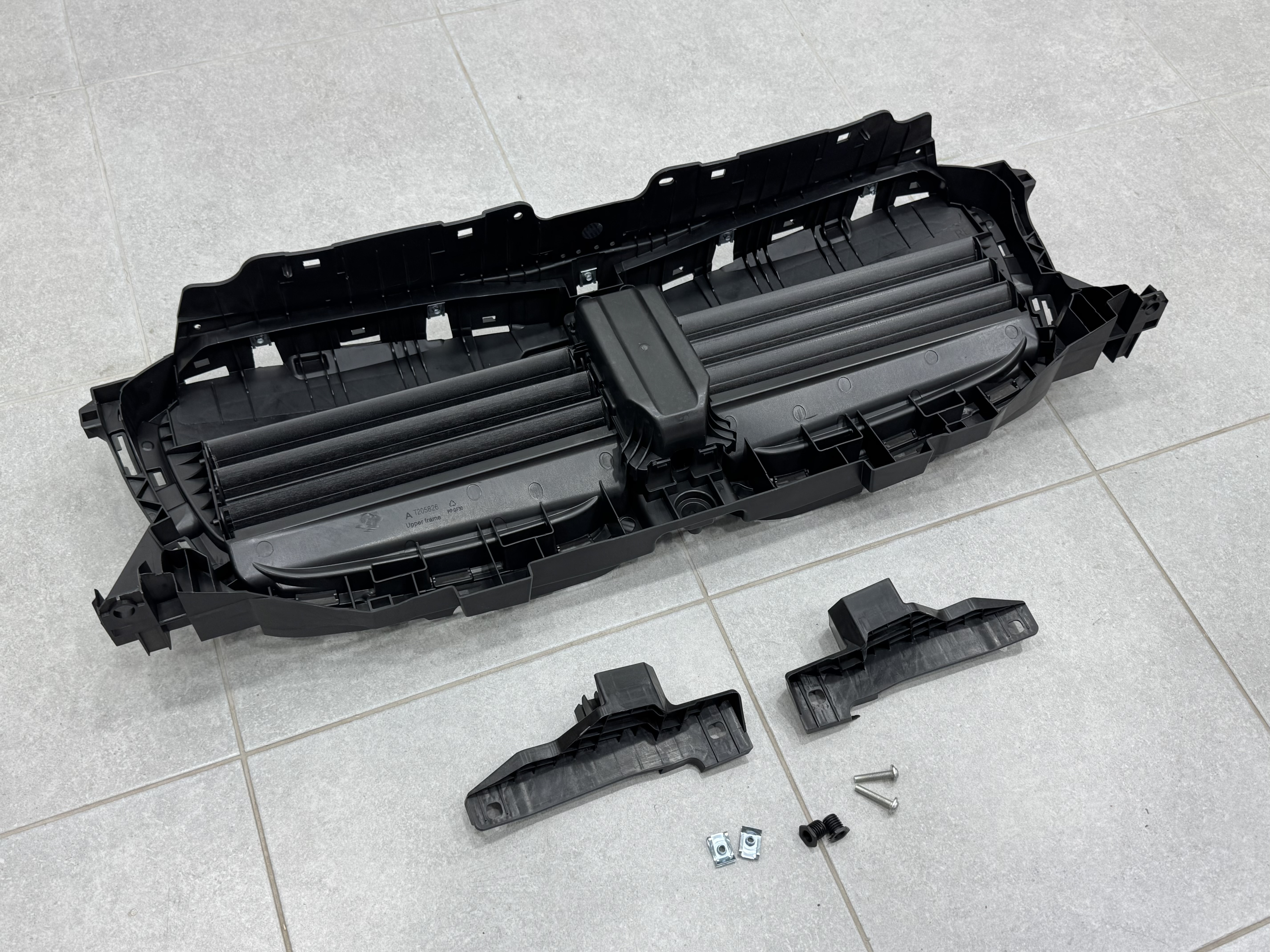 Жалюзі без моторчика 51745A22688 для BMW iX3 G08 2021+ 4