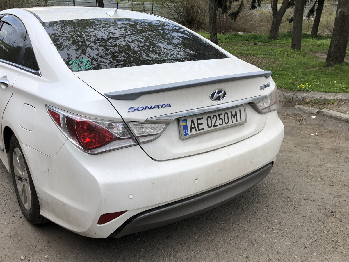 Спойлер ліп багажника Hyundai Sonata 2010-2014 АБС пластик під фарбування 2