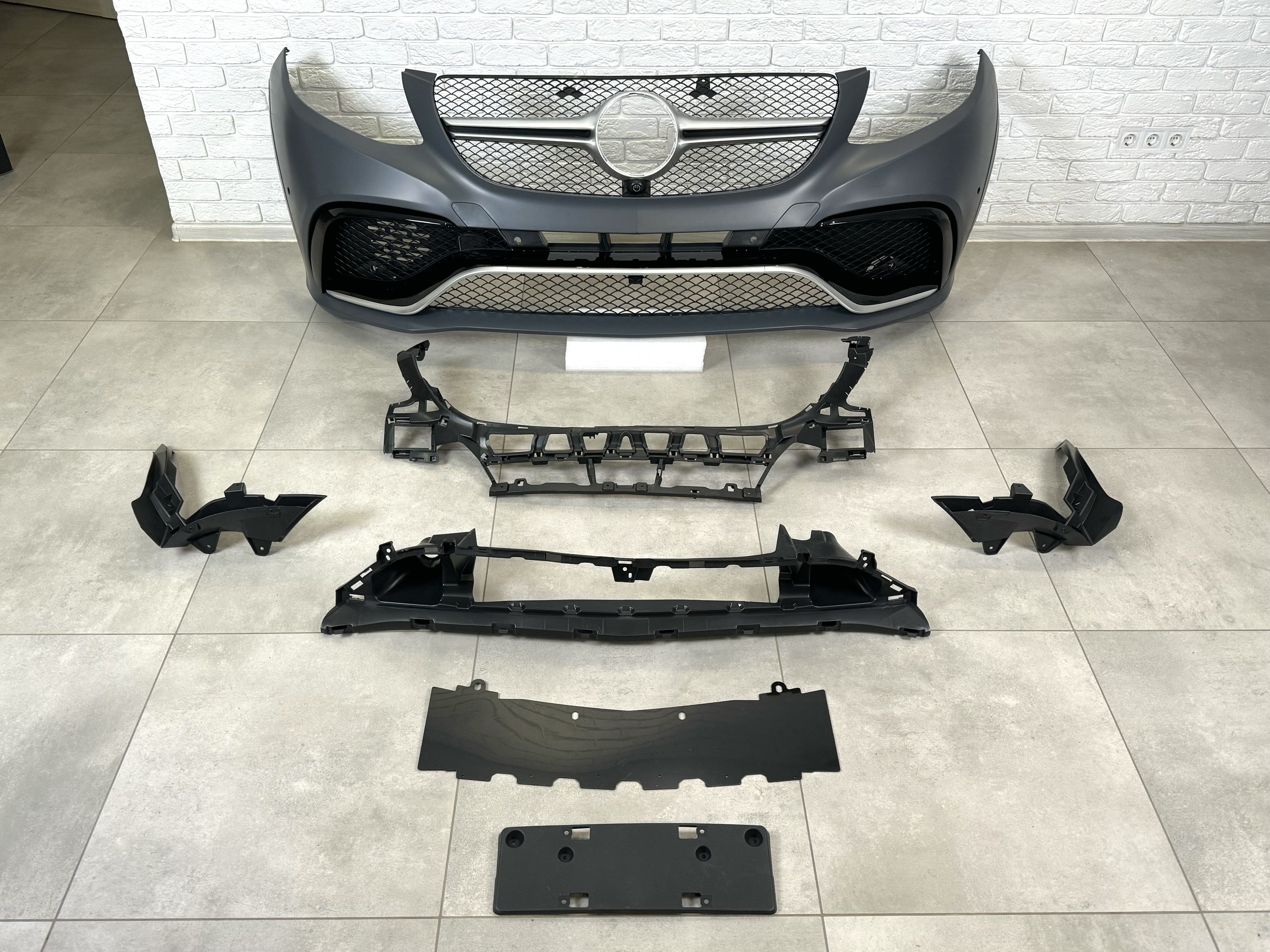 Комплект обвісу GLE63 AMG Mercedes Benz GLE class W166 2015-2018 2