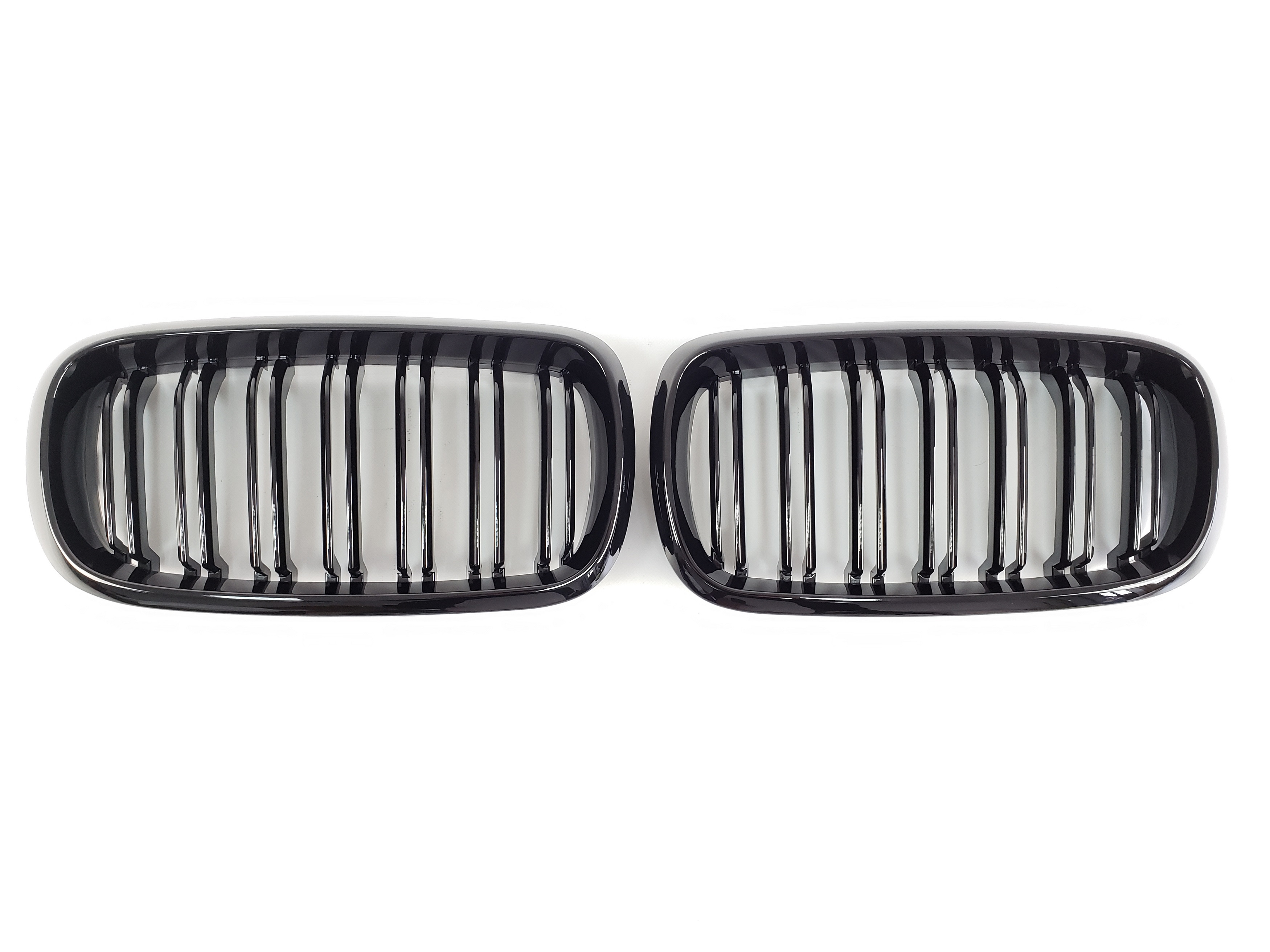 Ніздрі Чорний глянець (Подвійні M-Look) на BMW X5 F15 2013-2018 року