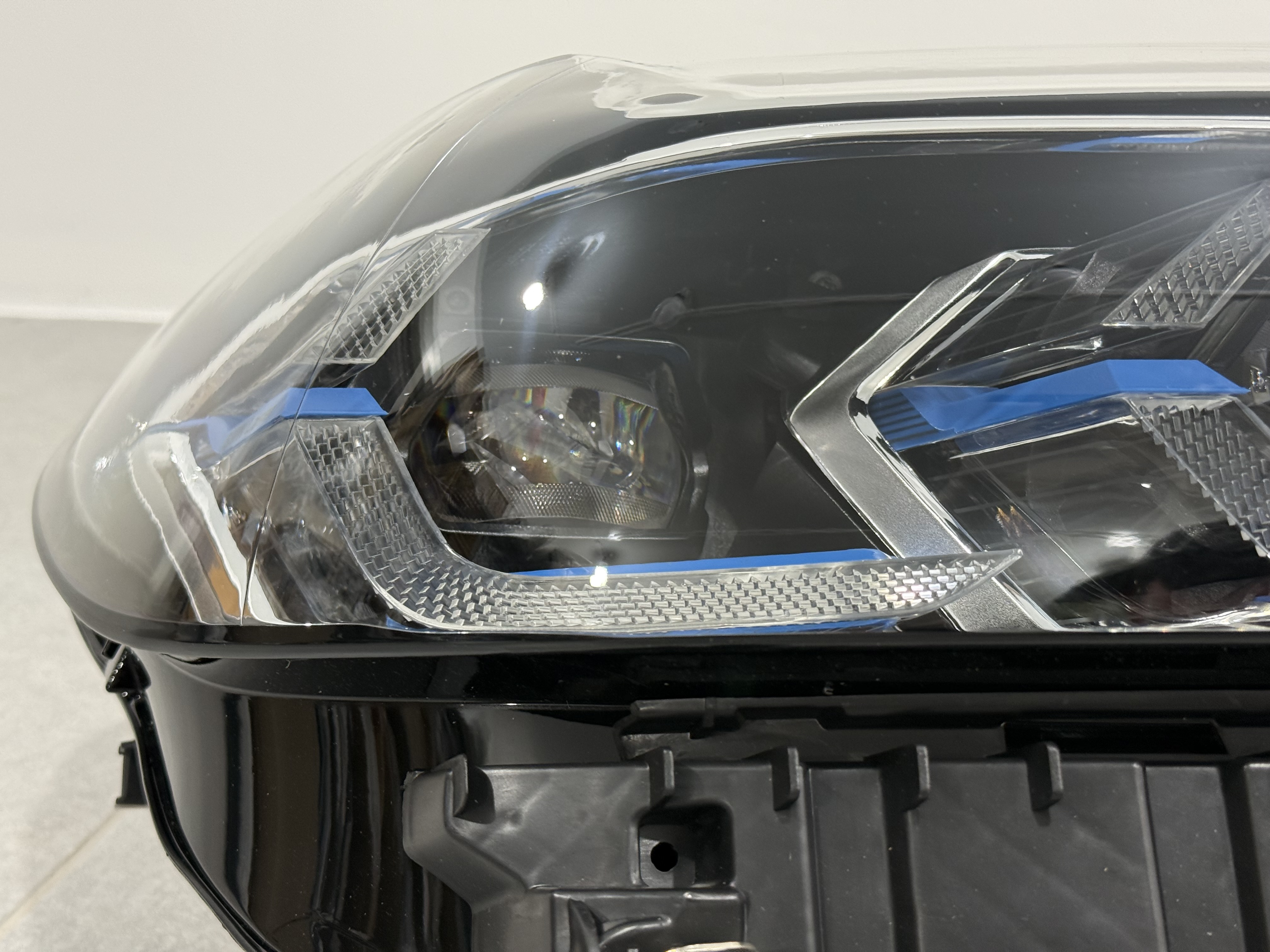 Фари стиль Laser LCI 2022+ рестайлінг замість дорестайлінгових BMW X3 G01 X4 G02 2018-2021 2шт. з заміною бампера на 2022-2024 5
