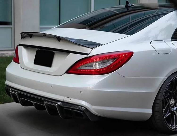Дифузор заднього бампера (для AMG-Line/CLS63 AMG 2011-2014, Карбон) 4