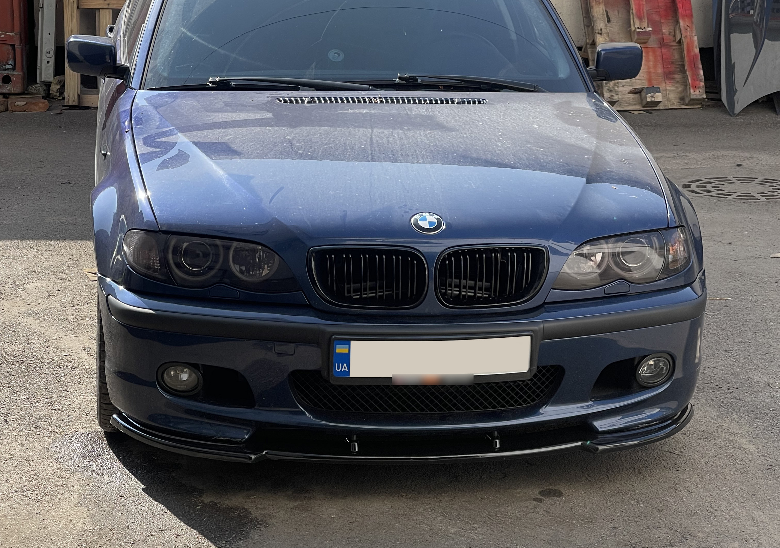 Передня Lip накладка V-1 (Для M Sport, чорний глянець) 3