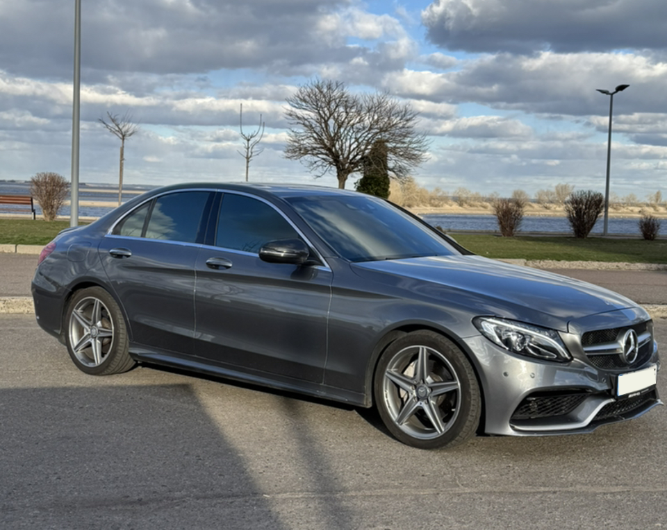 Комплект обвісів з повним заднім бампером (AMG C63-designs 2014-2018) 2